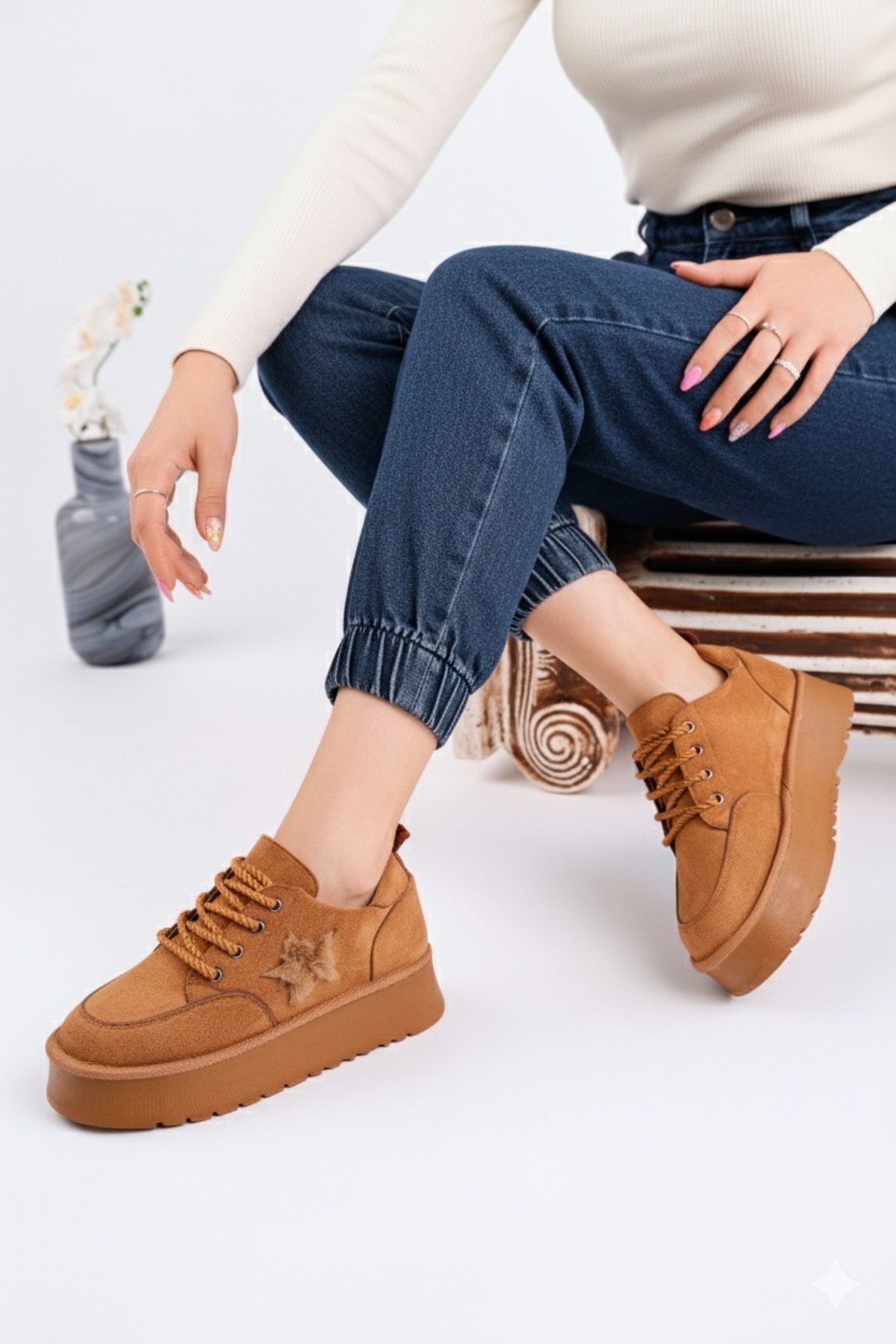 KOZMOS Kalın Taban Bağcıklı Yıldız Detaylı Kadın Kışlık Sneaker Spor Ayakkabı - Görsel 5