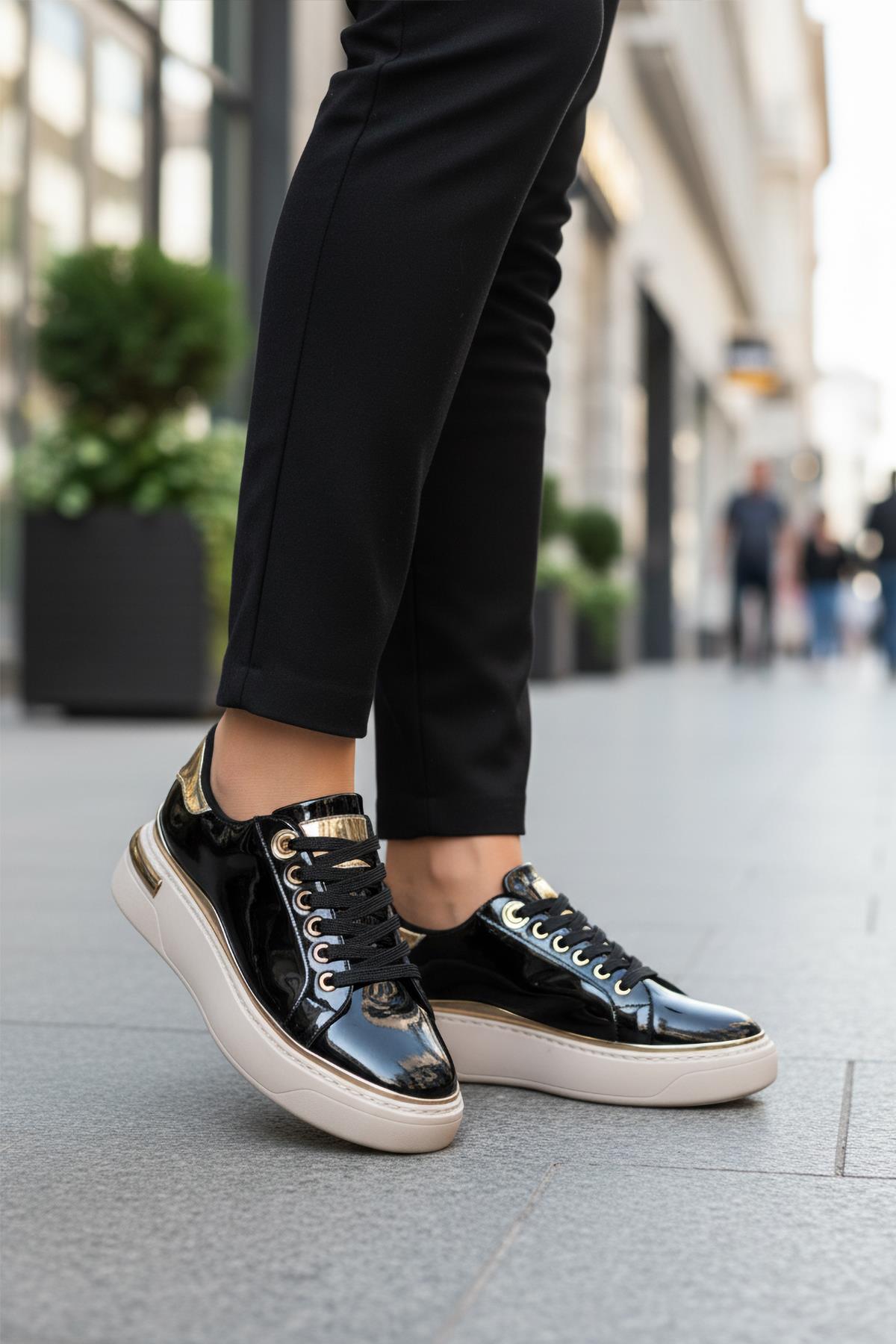 Lady 029 Z Altın Detaylı Siyah Rugan Kadın Sneaker - Görsel 2