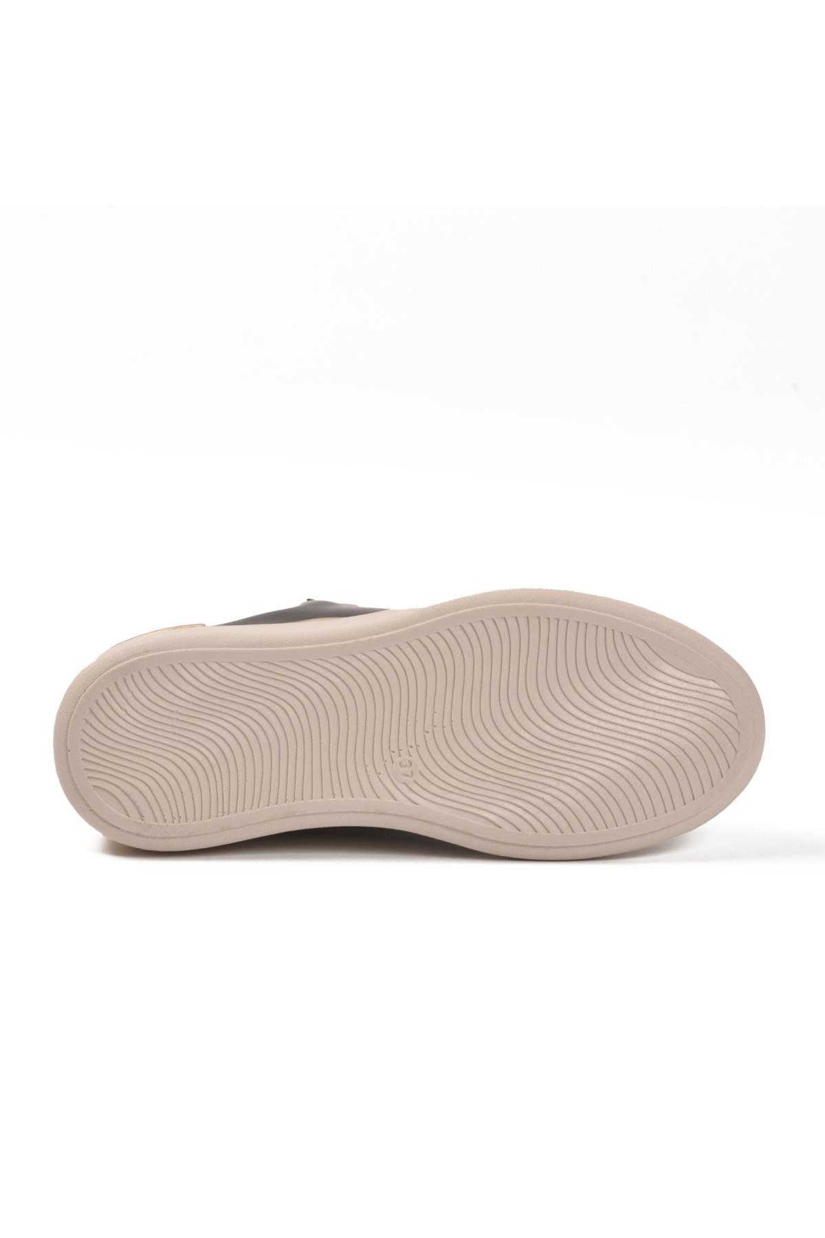 Lady 029 Z Altın Detaylı Siyah Rugan Kadın Sneaker - Görsel 6