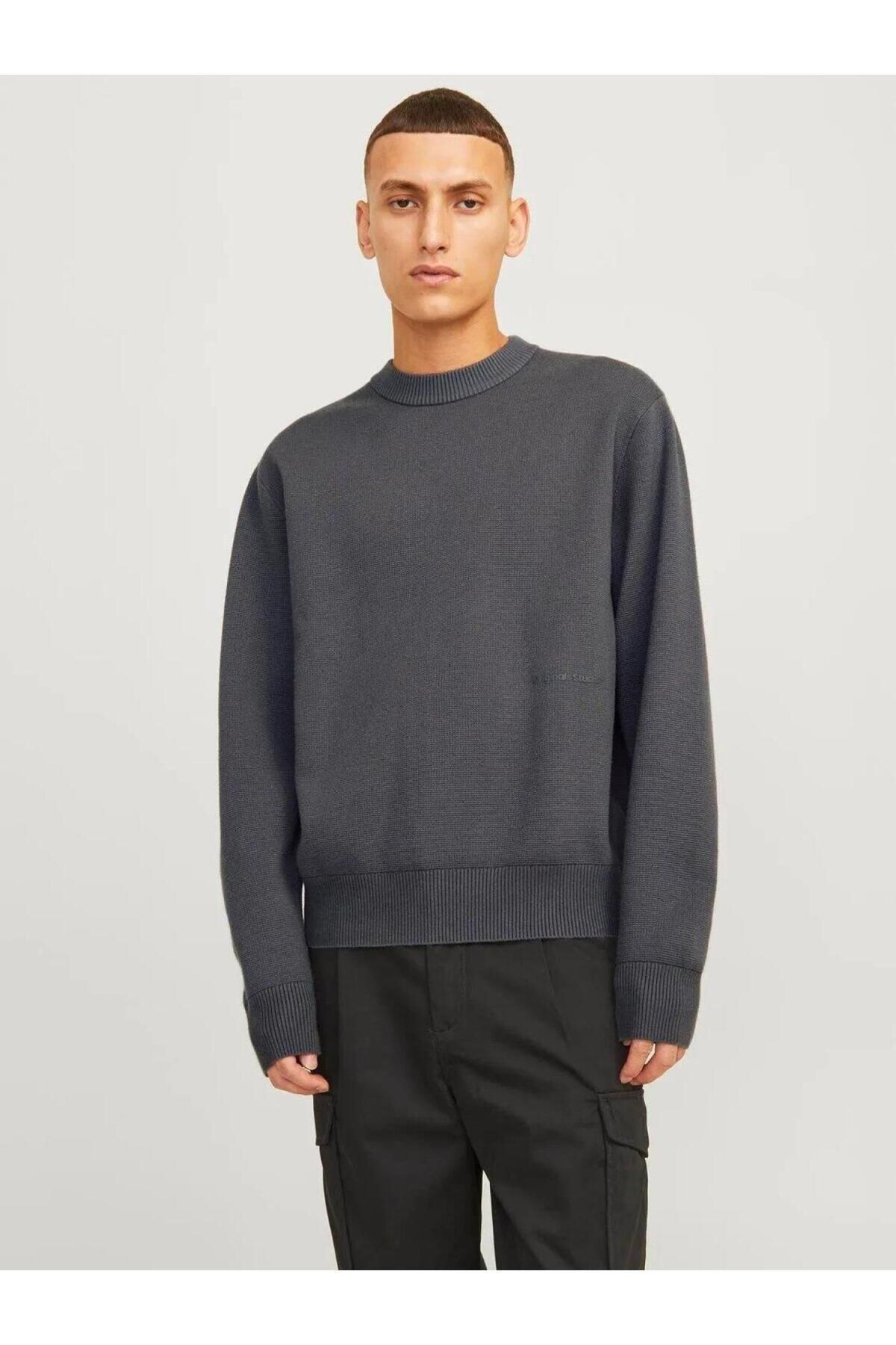 Jack & Jones Rundhalsshirt JPRCCLOGAN SS TEE CREW NECK SN, Aus 100% pflegeleichter Baumwolle für