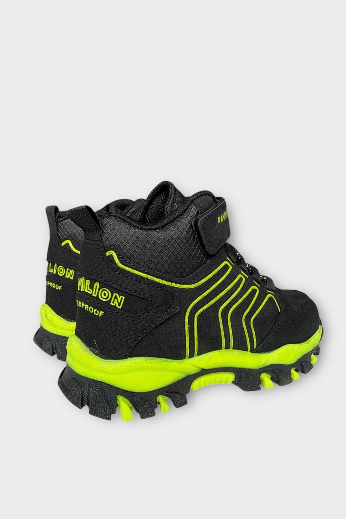 Çocuk Cırtlı Bağcık Detaylı Su ve Soğuk Geçirmez Bot SİYAH - YEŞİL - Görsel 6