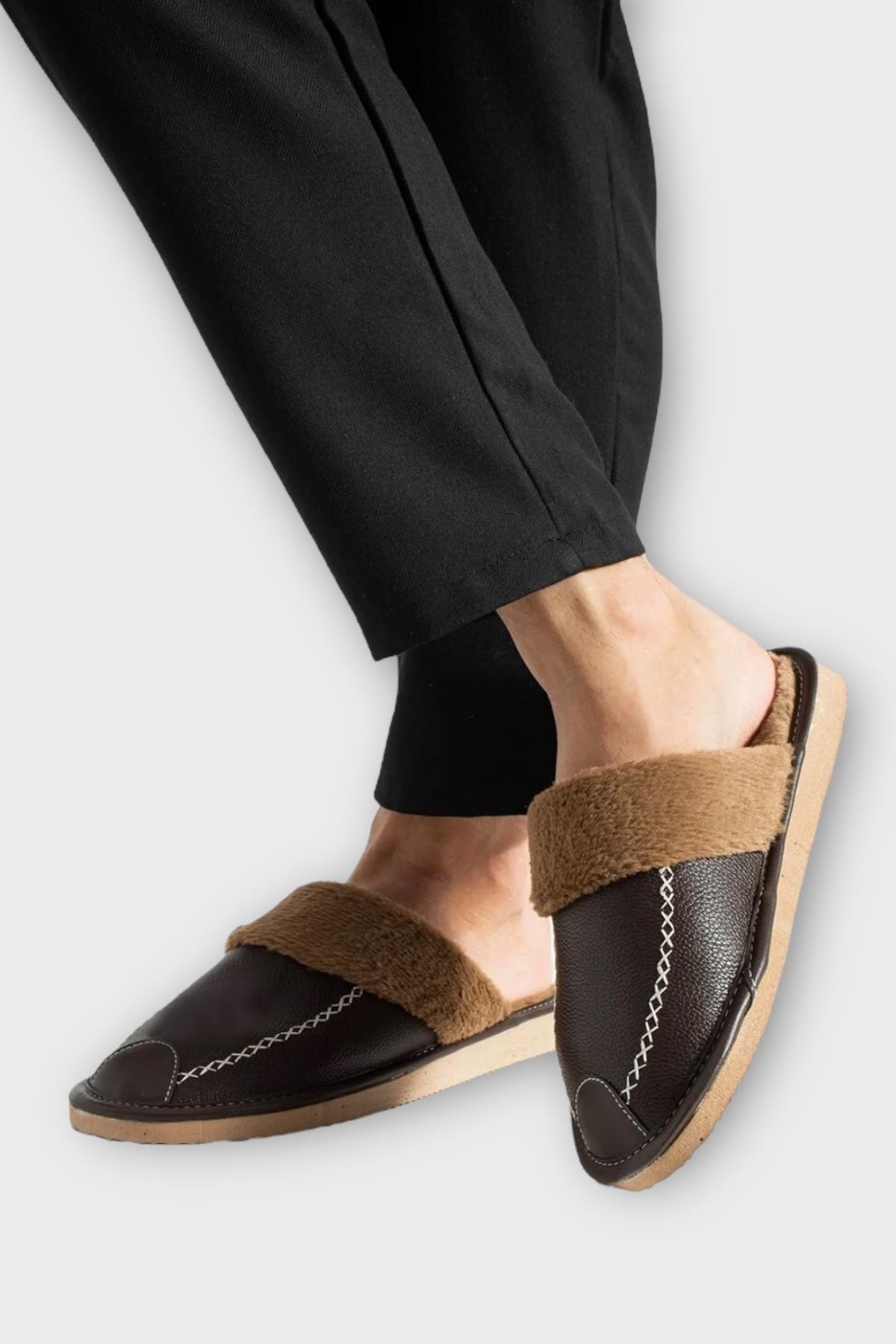 Deri Görünümlü Kürklü Erkek Ev Terliği KAHVERENGİ - Görsel 2