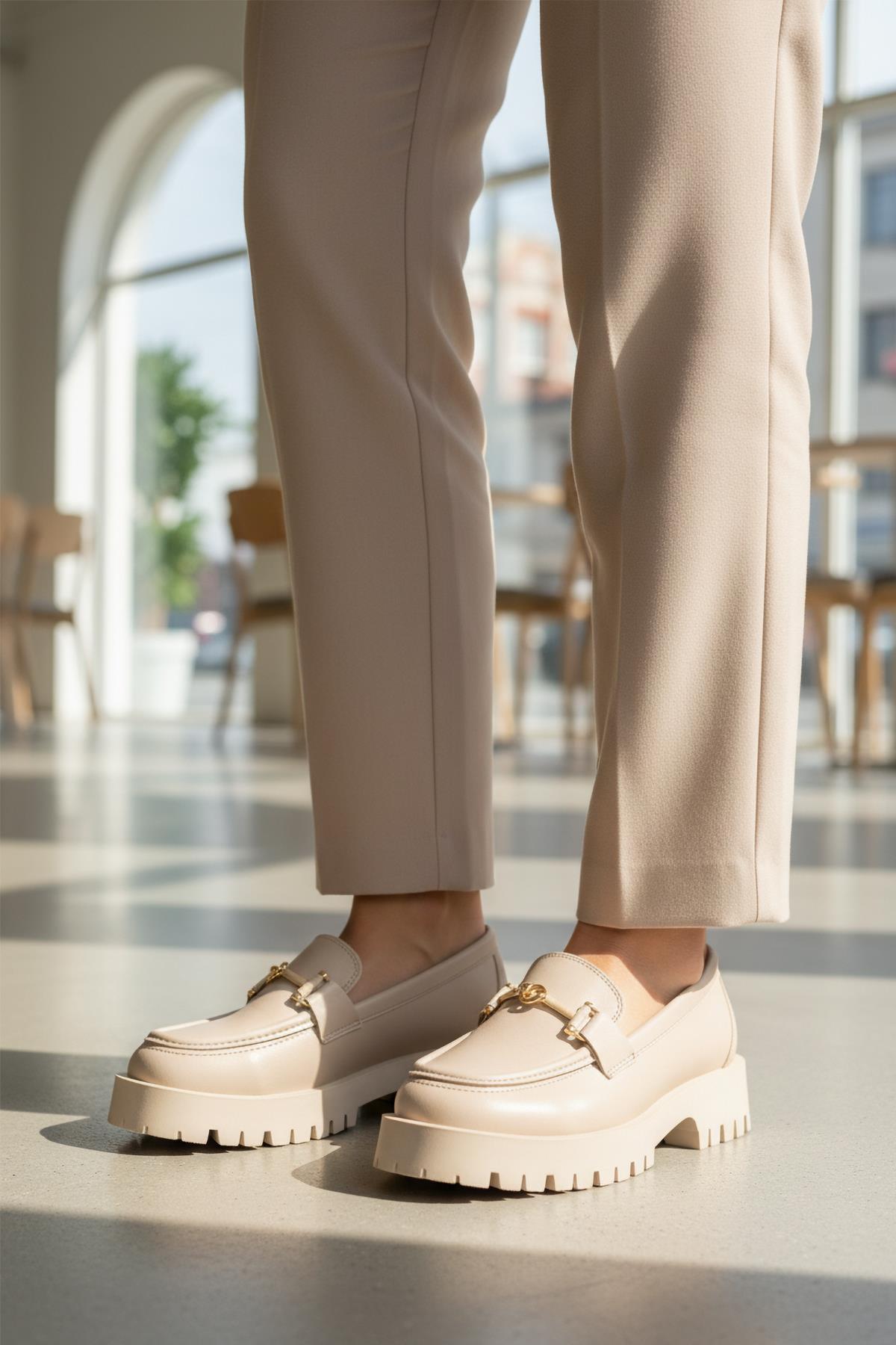 547825 Z Bej Kadın Tokalı Günlük Ayakkabı - Görsel 2