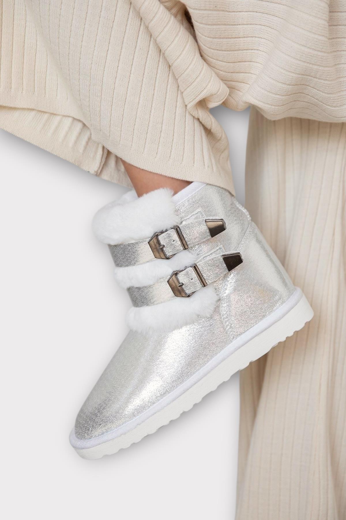 İçi Kürklü Çift Kemerli Kadın Bot GÜMÜŞ - Görsel 2