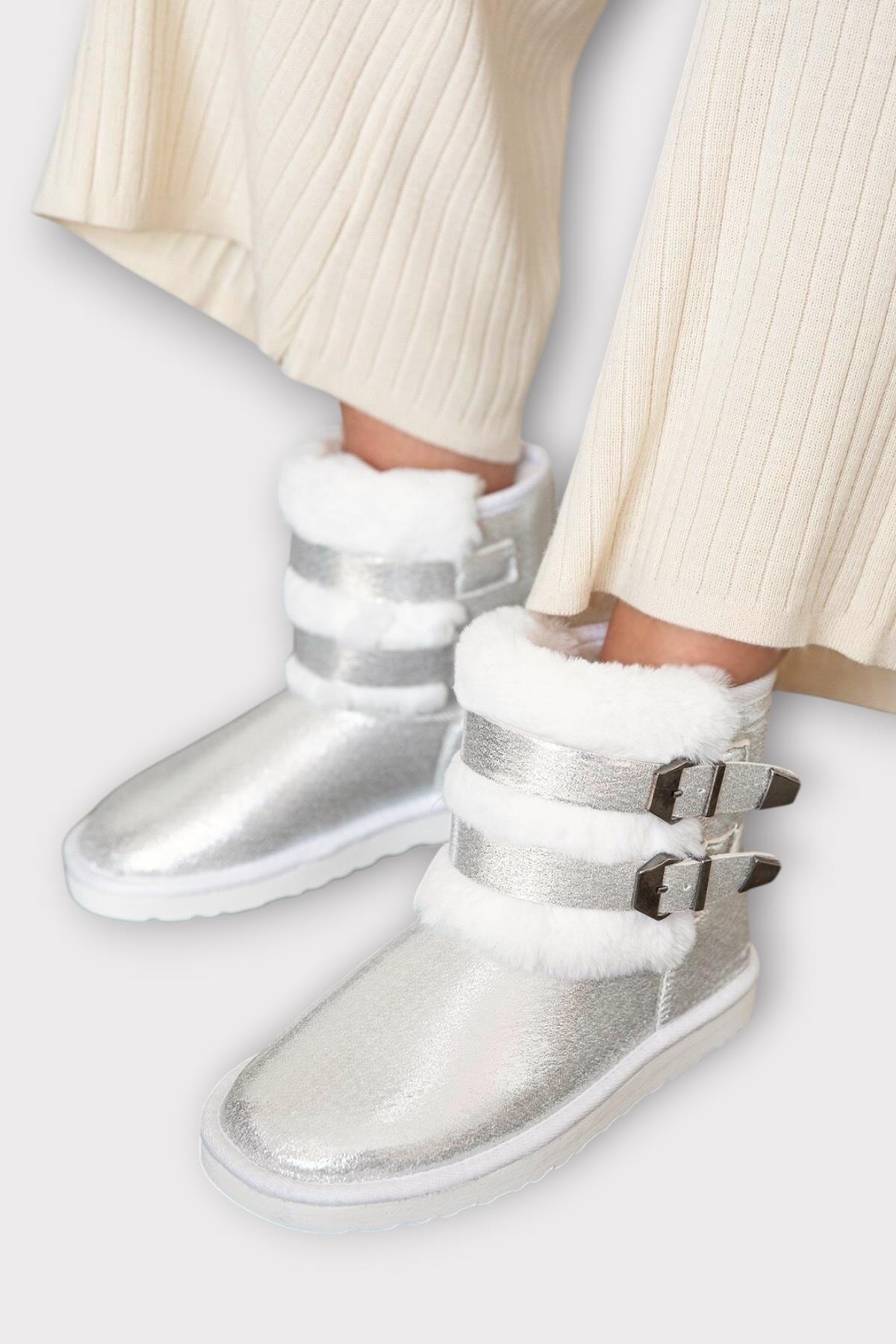 İçi Kürklü Çift Kemerli Kadın Bot GÜMÜŞ - Görsel 4