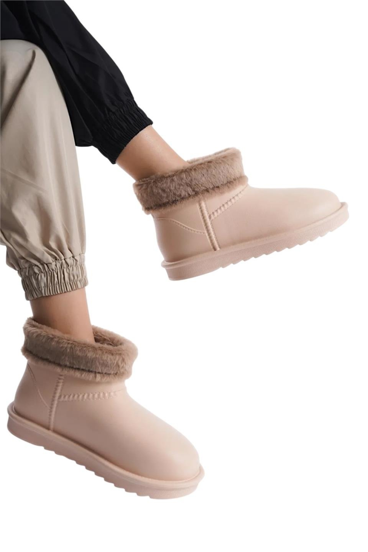 Yuvarlak Burun Kadın Kürklü Kısa Yağmur Botu BEJ - Görsel 7