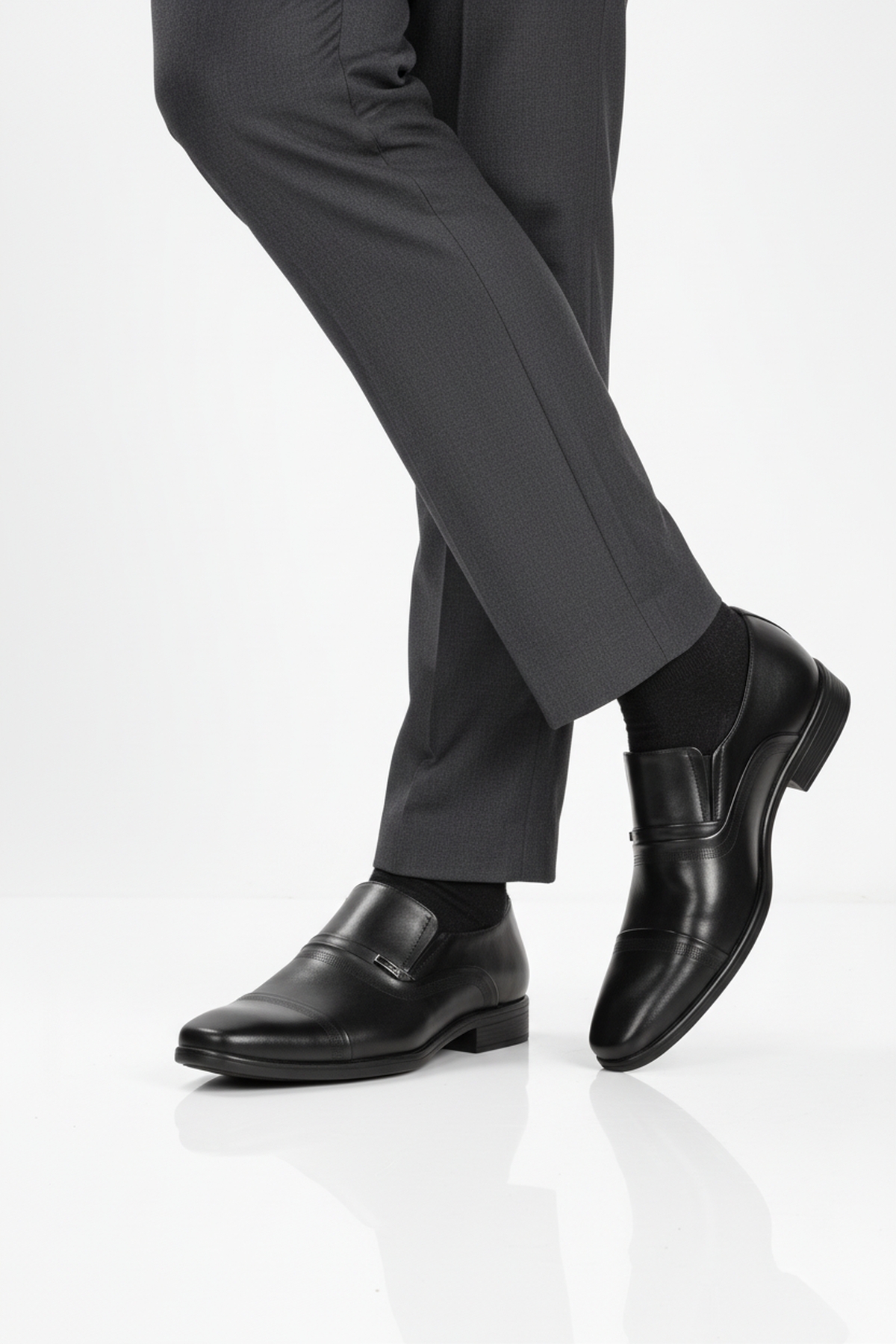 Siyah Hakiki Deri Kaymaz Taban Erkek Klasik Ayakkabı 974 M - Görsel 2