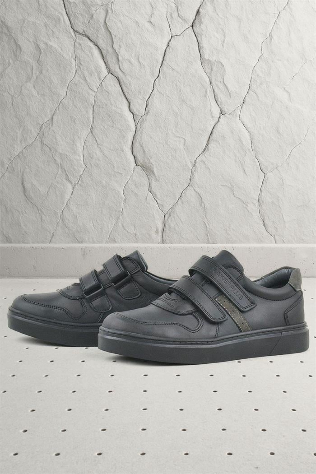 Hakiki Deri Siyah Cırtlı Erkek Çocuk Sneaker Ayakkabı - Görsel 3