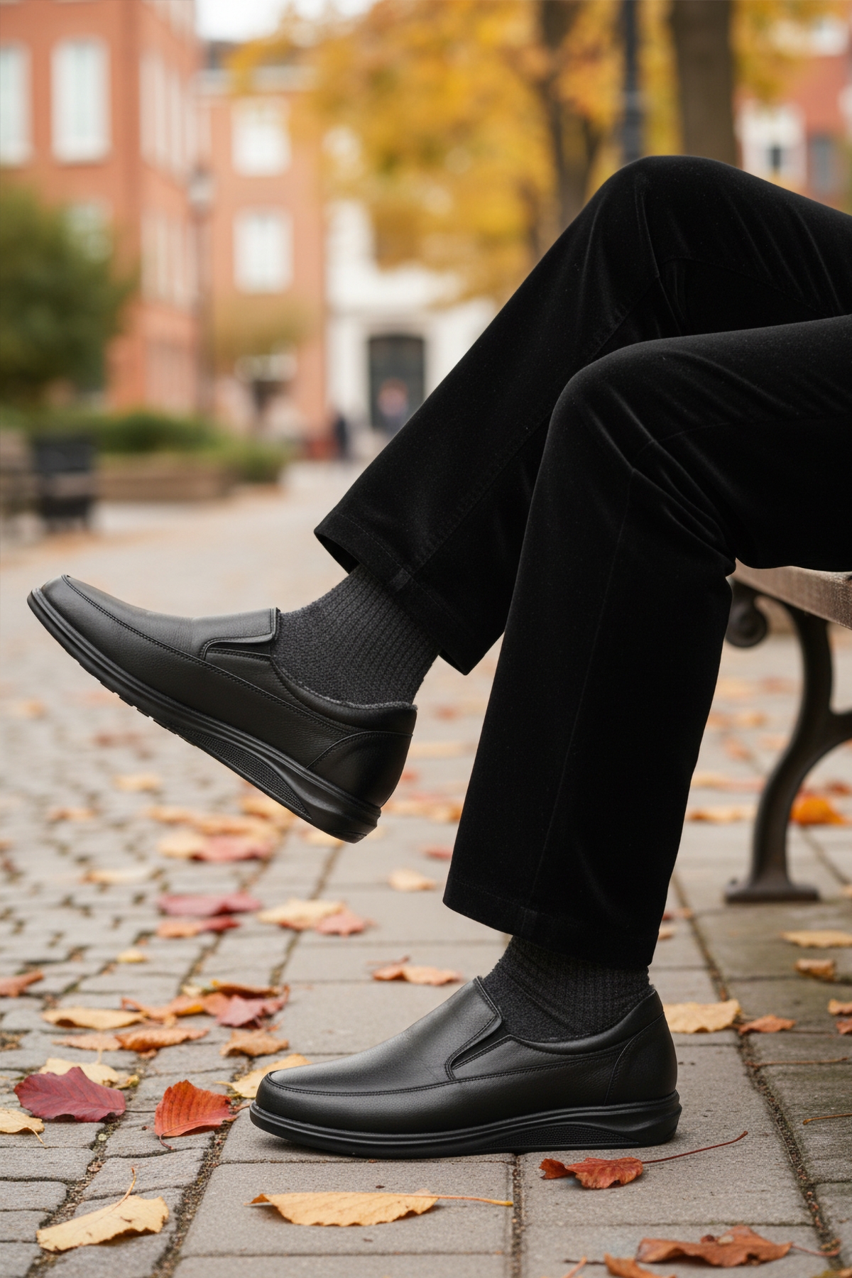 Aspor Siyah Hakiki Deri Bağcıksız İçi Kürklü Erkek Casual Ayakkabı - Görsel 4