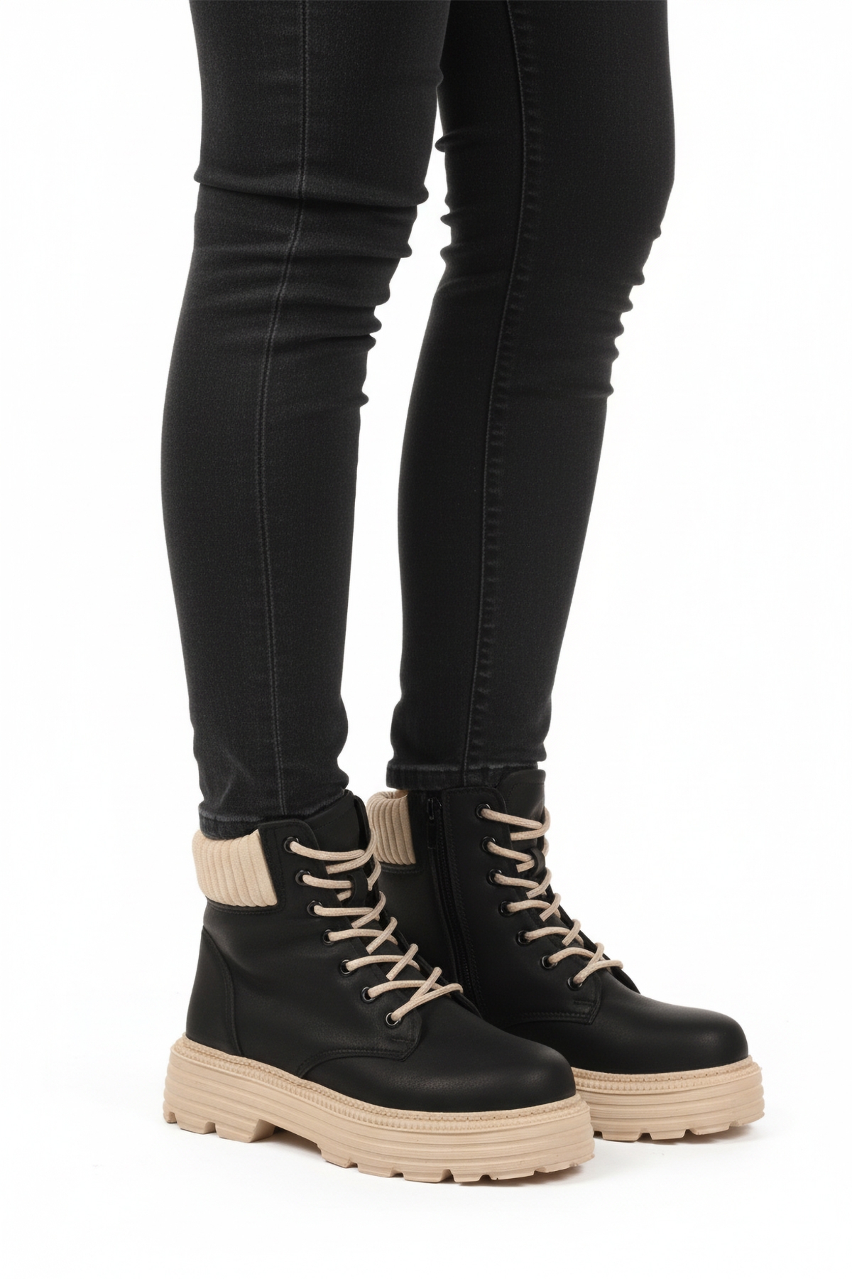 Aspor Siyah Bej Polarlı Fermuarlı Kadın Topuklu Bot - Görsel 2