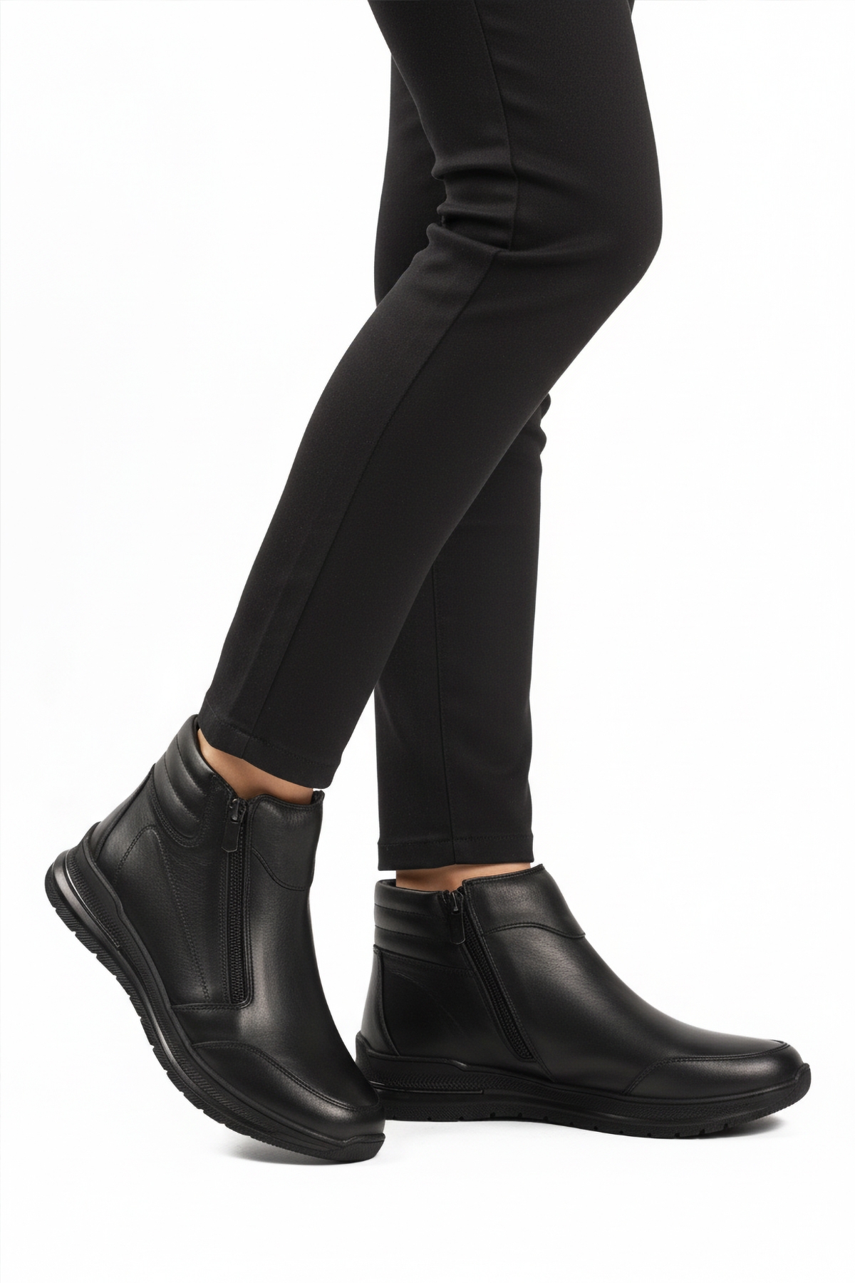Aspor Siyah Hakiki Deri Fermuarlı Kadın Düz Bot - Görsel 2