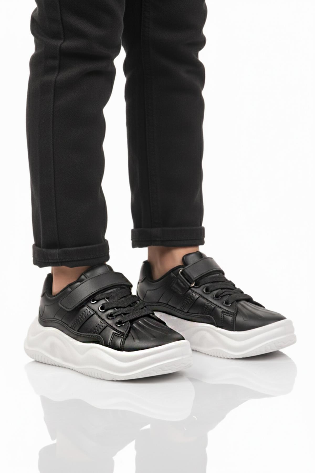 2033 F Siyah-Beyaz Çocuk Spor Ayakkabı - Görsel 4