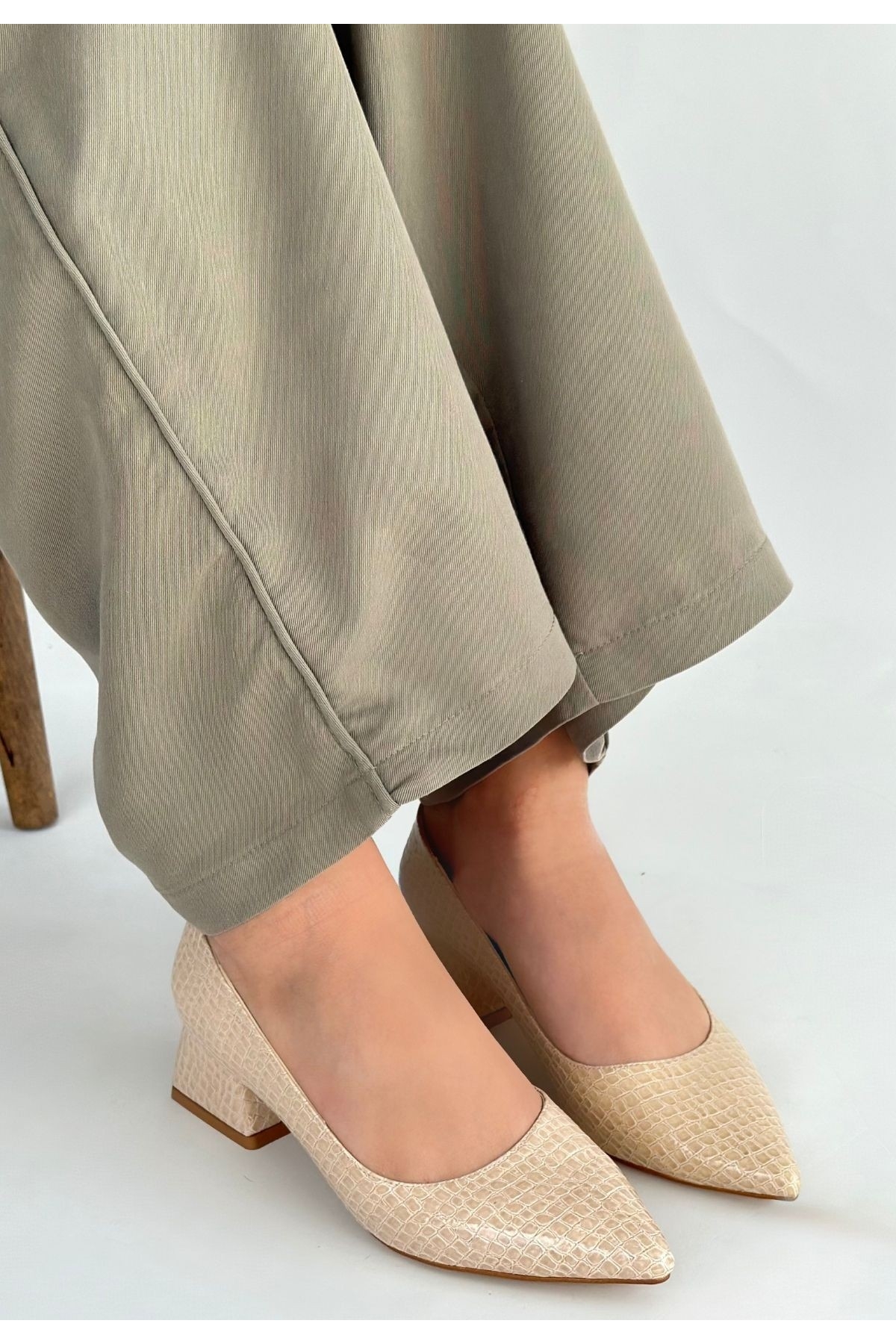 Bej Rugan Kadın Topuklu Ayakkabı - Görsel 2