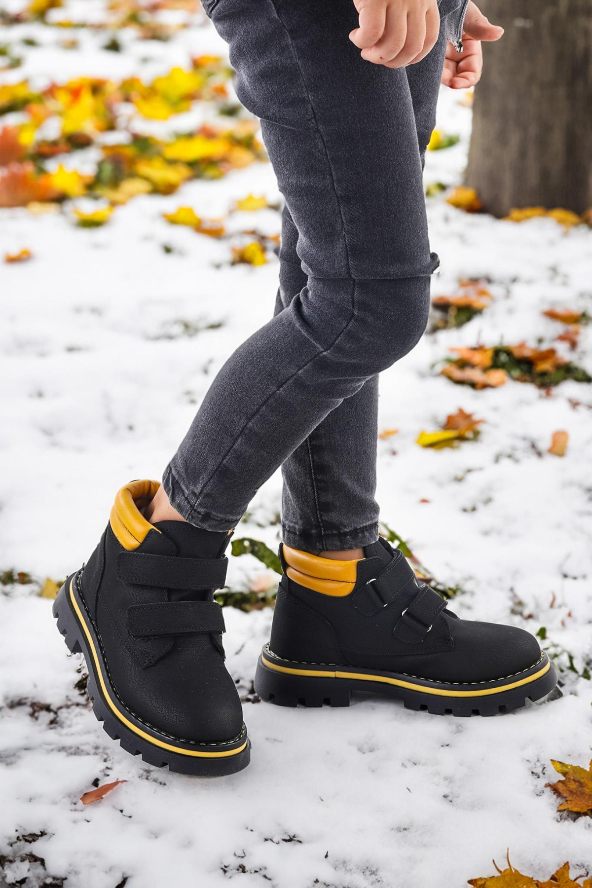 Azka Cırtlı Kız Çocuk Bot Ayakkabı Siyah - Sarı - Görsel 4