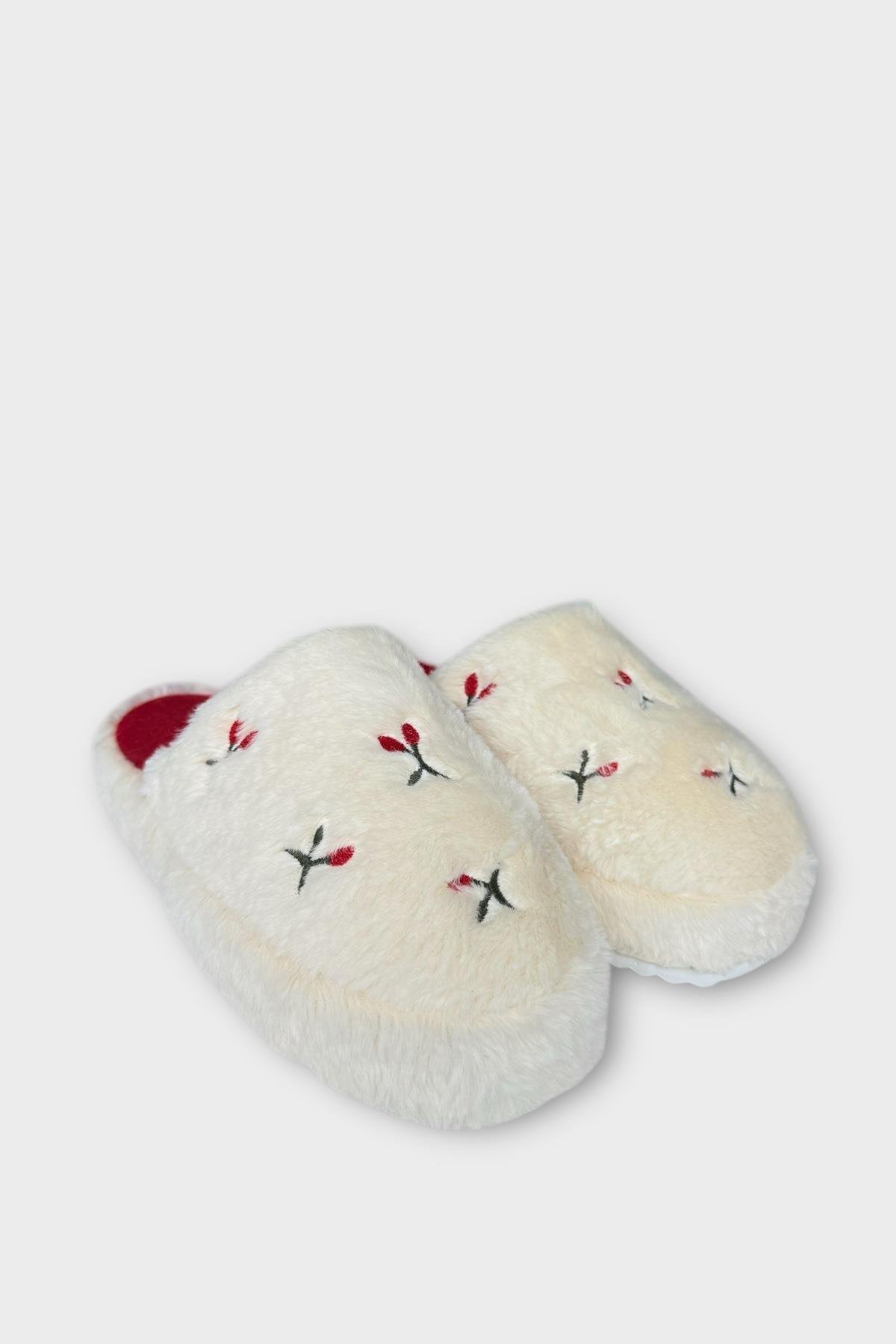 Kadın Pofuduk Nakışlı Ev Terliği Çeyiz Bohça Terliği Valentine's Day BEYAZ - BEYAZ - Görsel 5