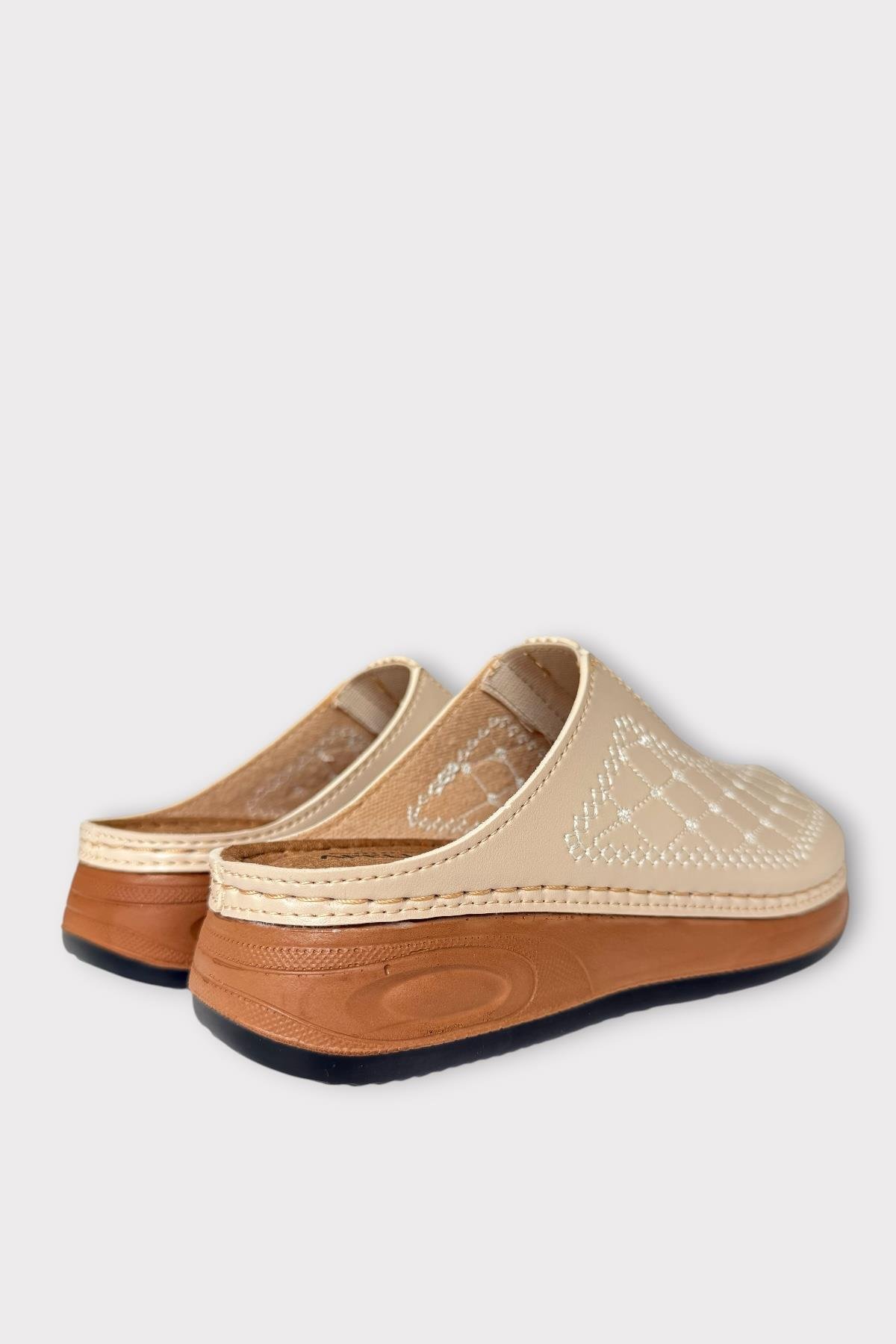 Önü Kapalı Kışlık Ortopedik Günlük Kadın Terlik BEJ - Görsel 6