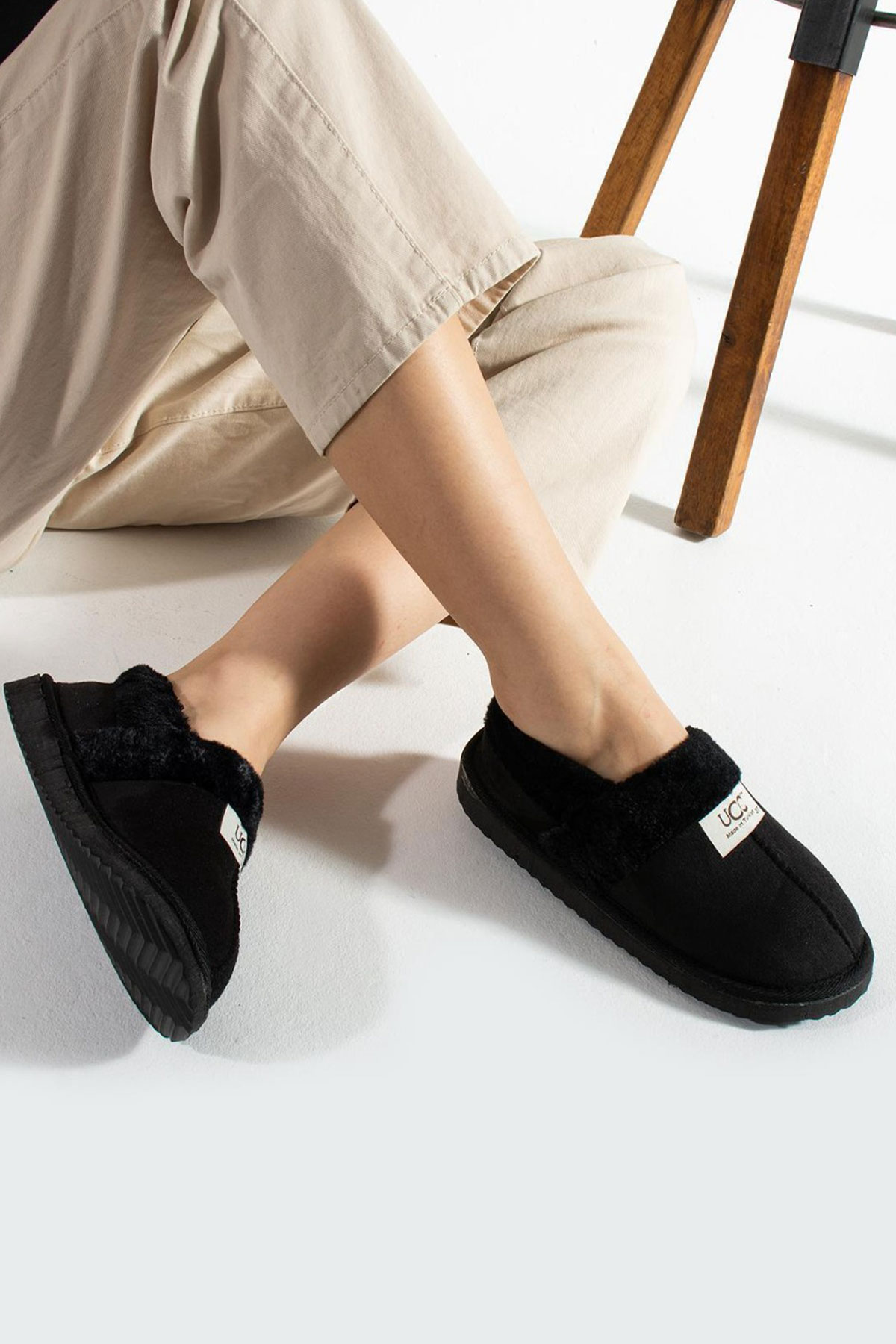 Kadın İçi Tüylü Yumuşak Rahat Kaydırmaz Panduf Ev Ayakkabısı Unisex 1021-124-0002 - Görsel 4