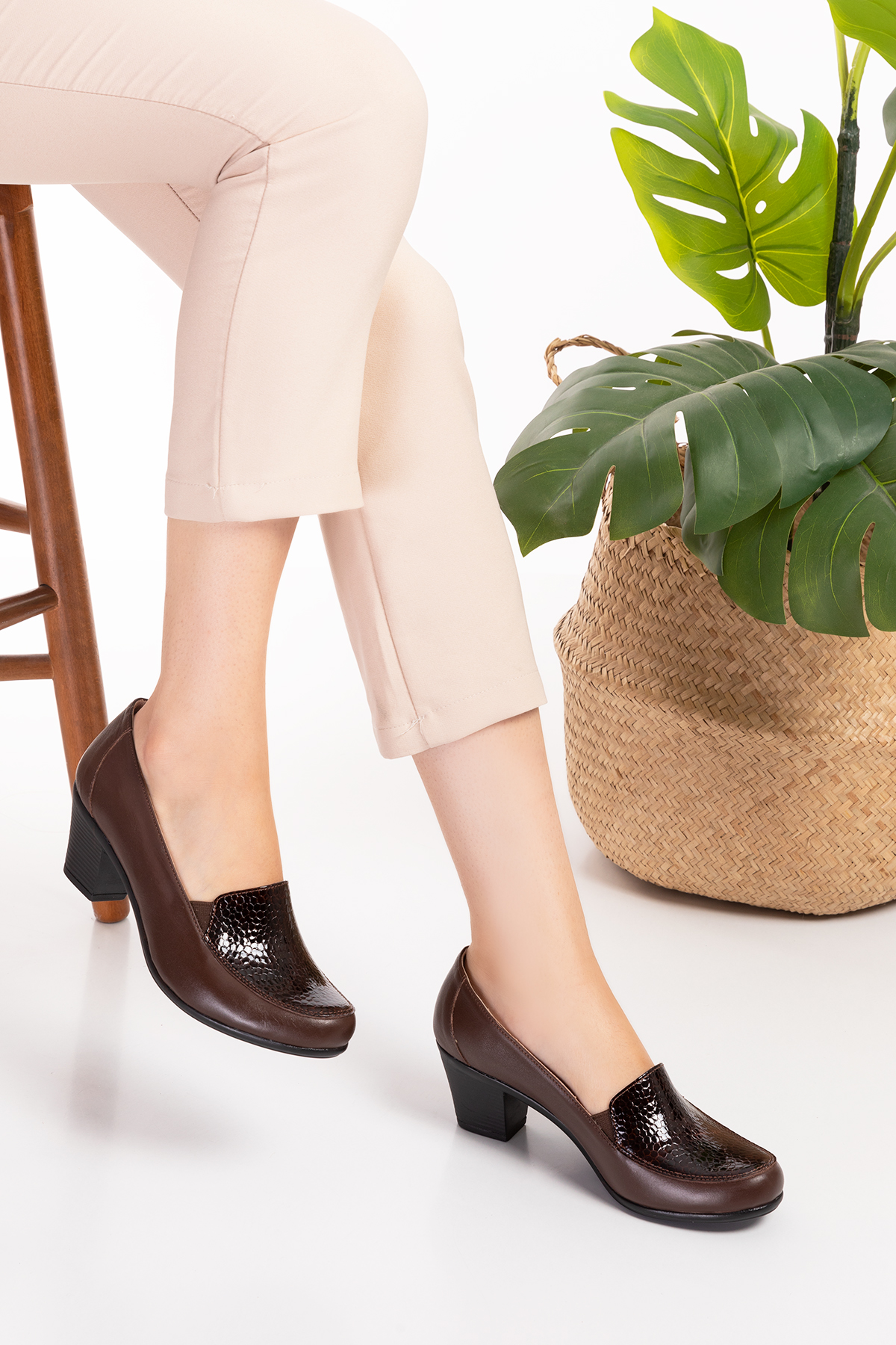 Gondol Hakiki Deri Rahat Klasik Topuklu Ayakkabı vdt.206 - Görsel 5