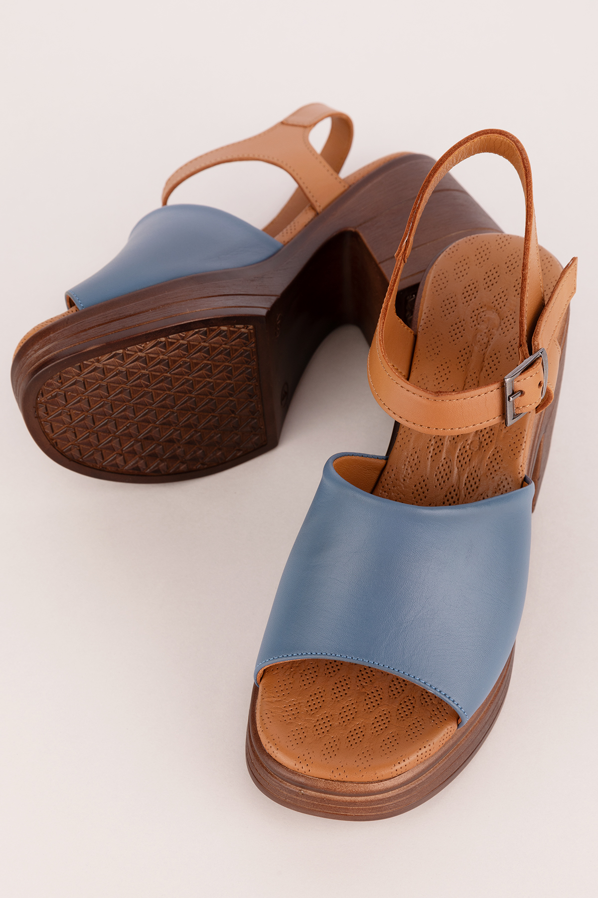 Gondol Kadın Hakiki Deri Platform Topuklu Sandalet msa.34 - Görsel 2