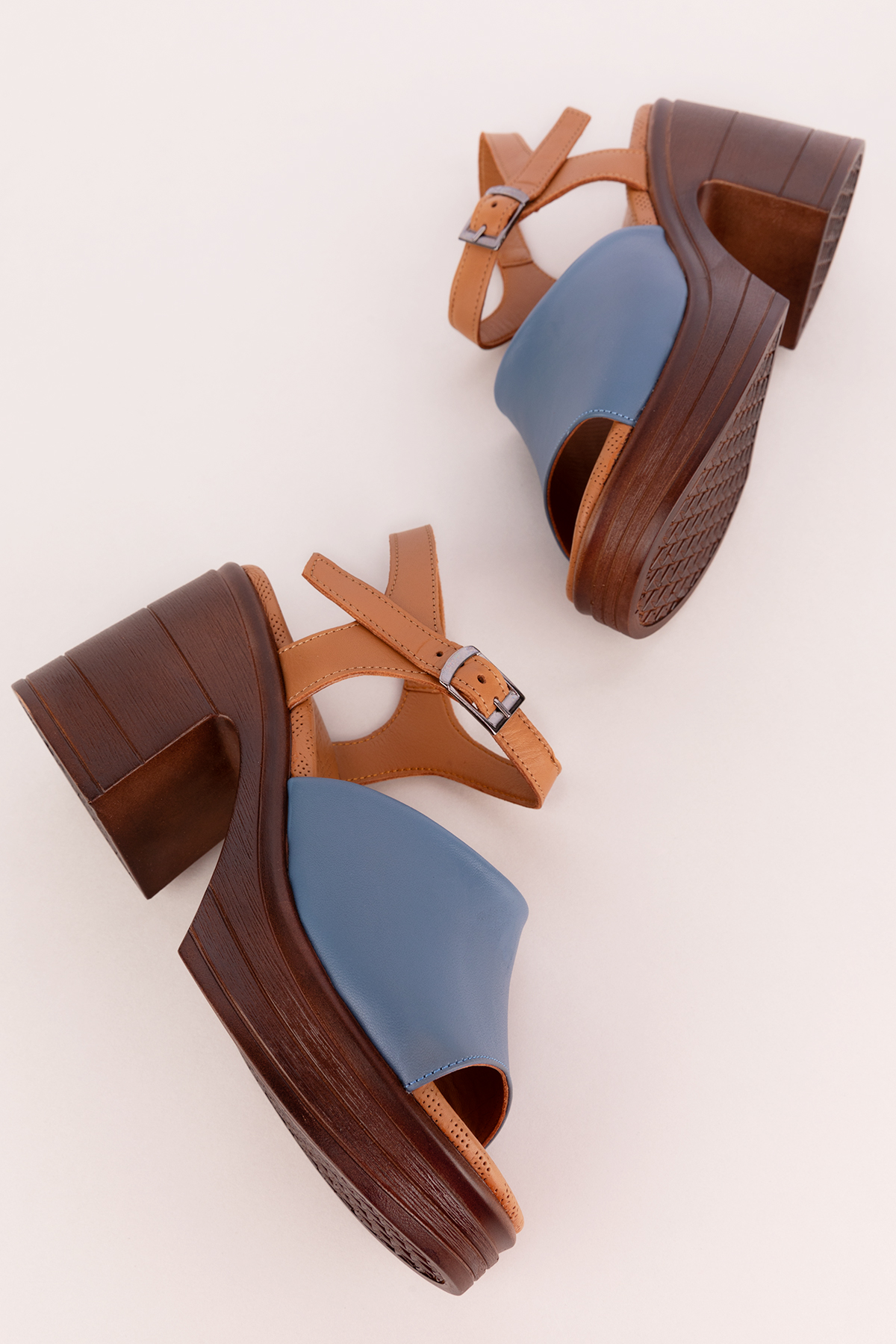 Gondol Kadın Hakiki Deri Platform Topuklu Sandalet msa.34 - Görsel 9