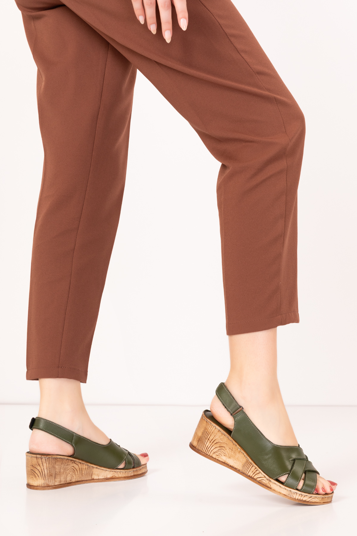 Gondol Hakiki Deri Dolgu Topuklı Yumuşak Taban Rahat Sandalet irm.06 - Görsel 4