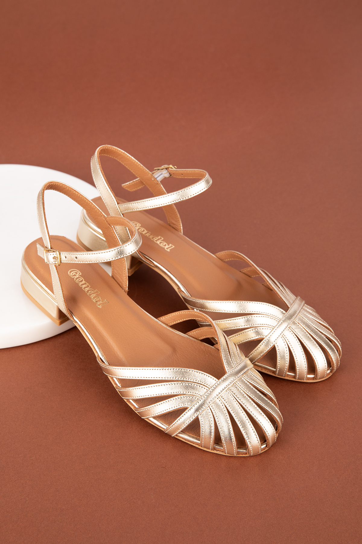 Gondol Kadın Hakiki Deri Şık Kısa Topuklu Sandalet ss.2025 - Görsel 5