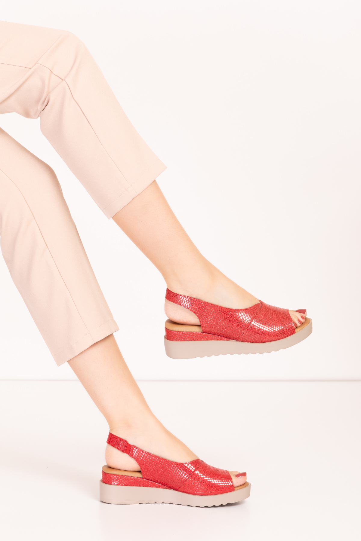 Gondol Hakiki Deri Kısa Topuklu Lazer Kesim Sandalet elnr.365 - Görsel 3