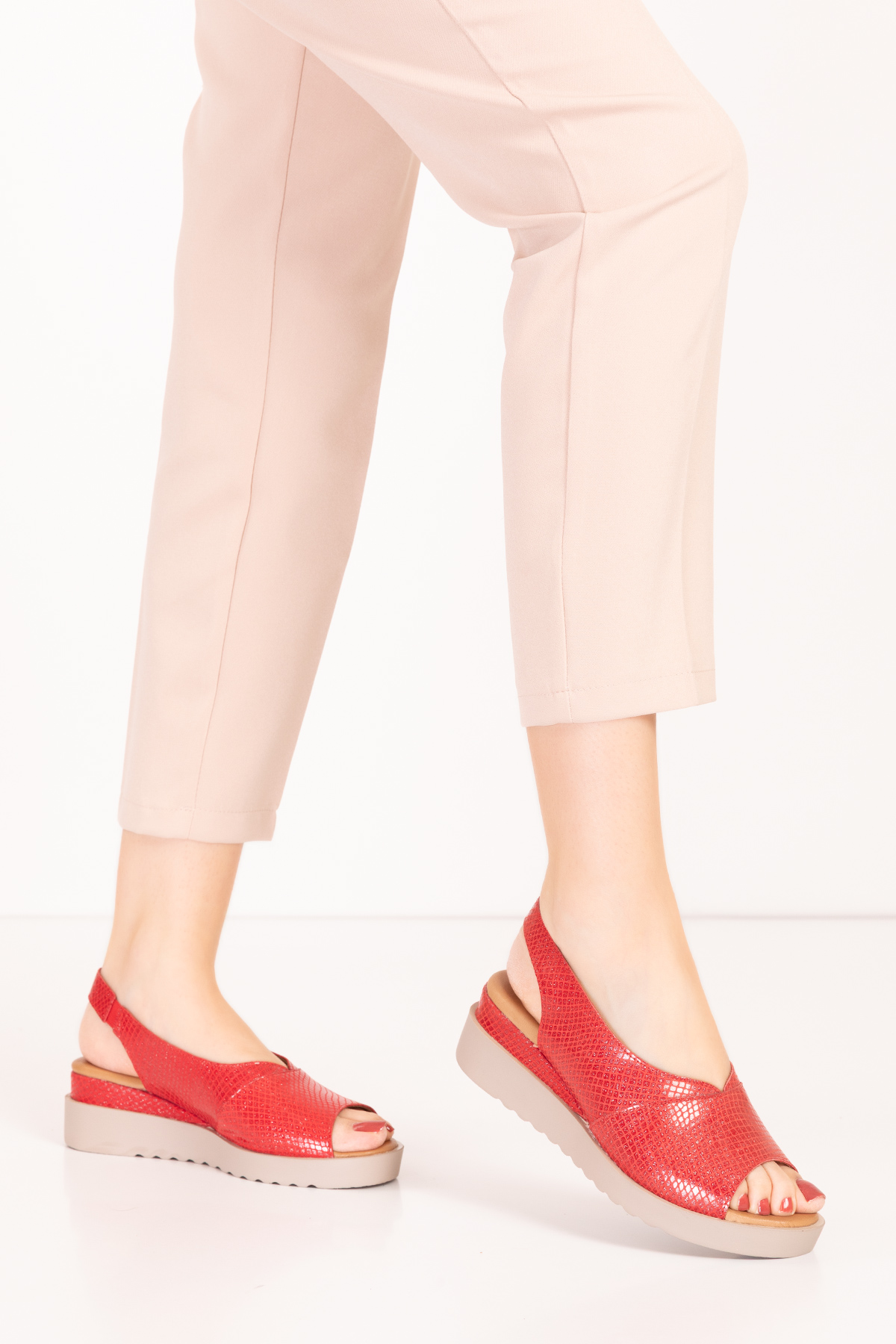 Gondol Hakiki Deri Kısa Topuklu Lazer Kesim Sandalet elnr.365 - Görsel 5