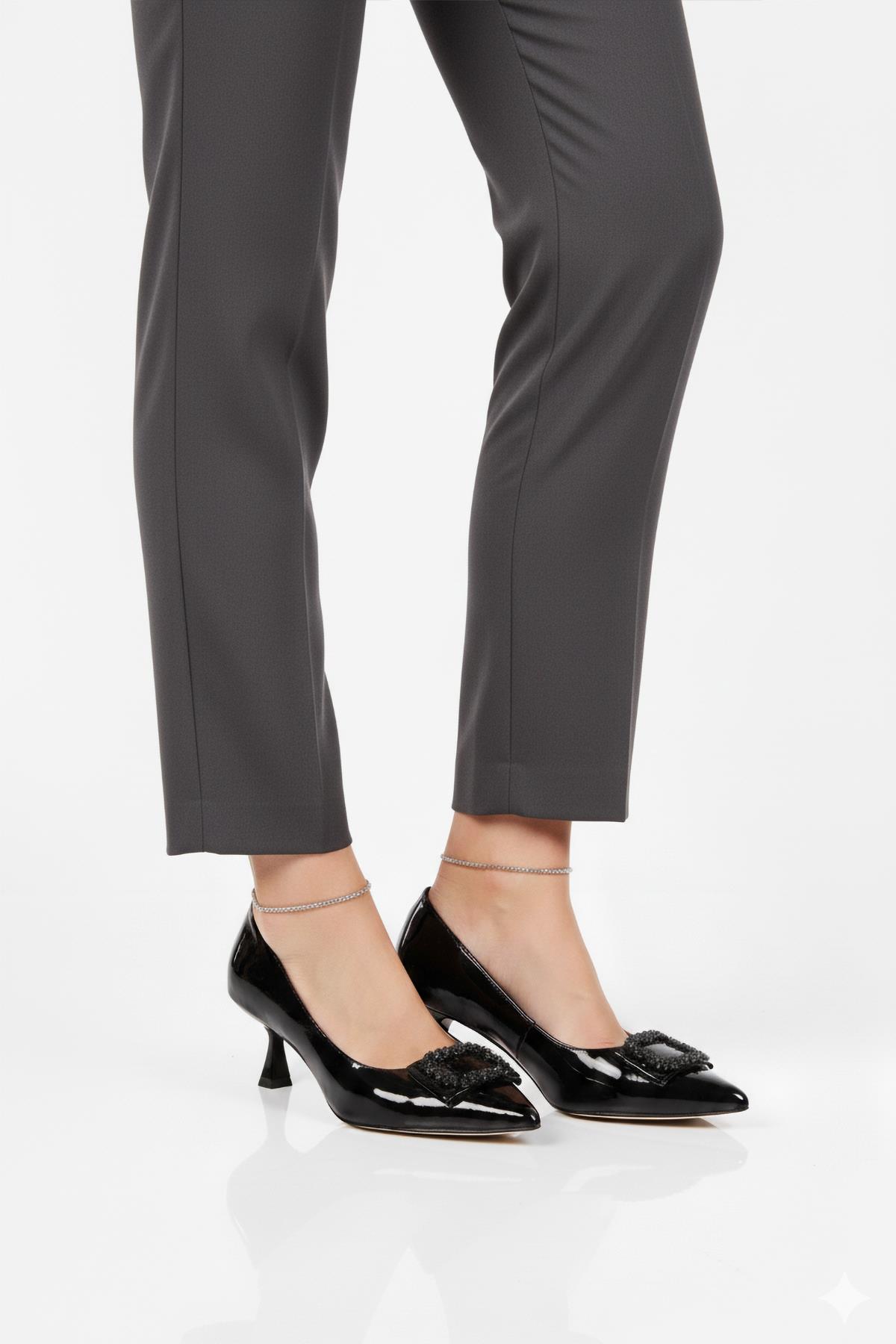 357172 Z Siyah Kırışık Rugan Kadın Abiye Ayakkabı - Görsel 4