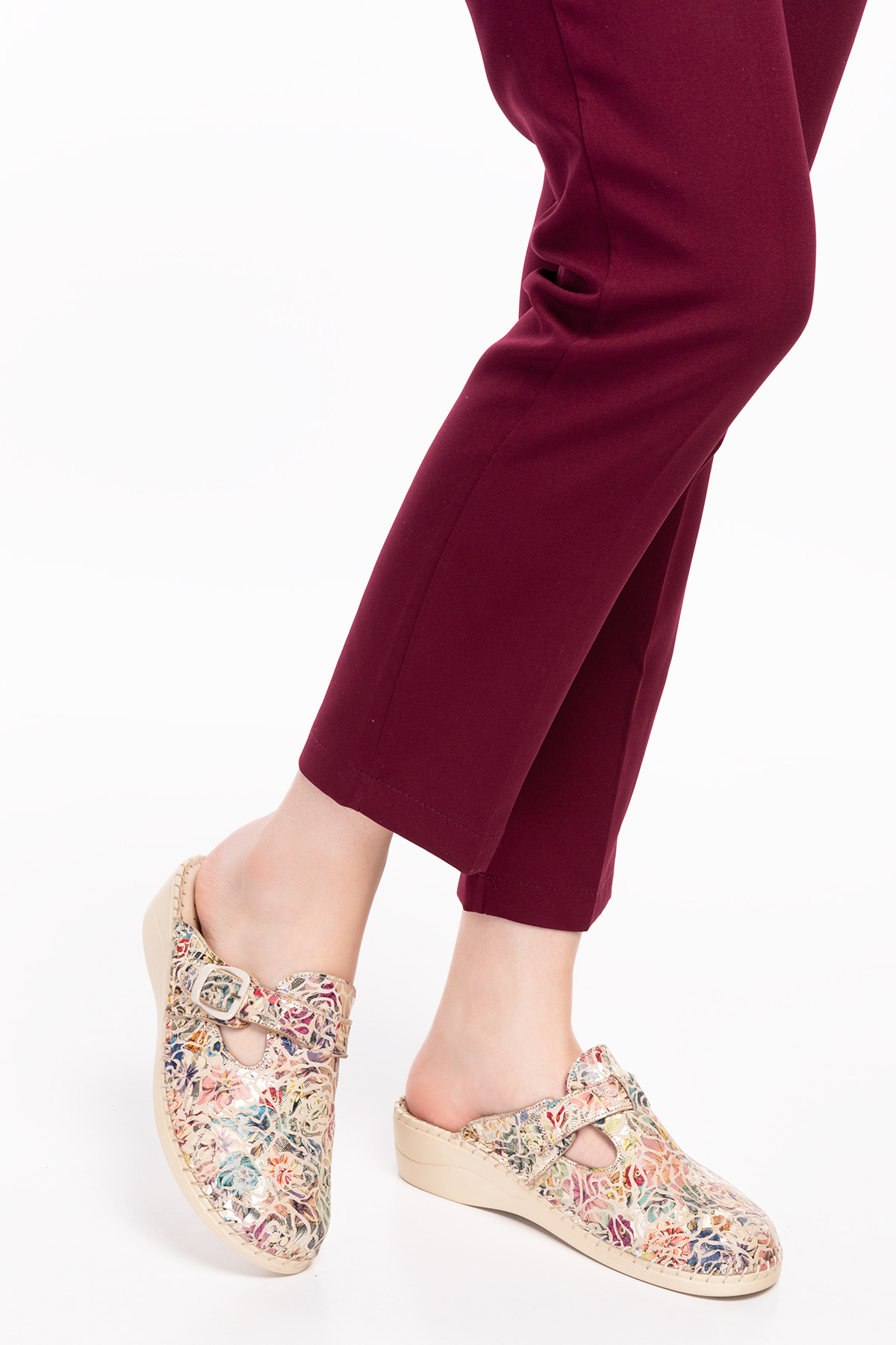 Gondol Kadın Hakiki Deri Ortopedik Sabo Terlik yprk.707 - Görsel 5