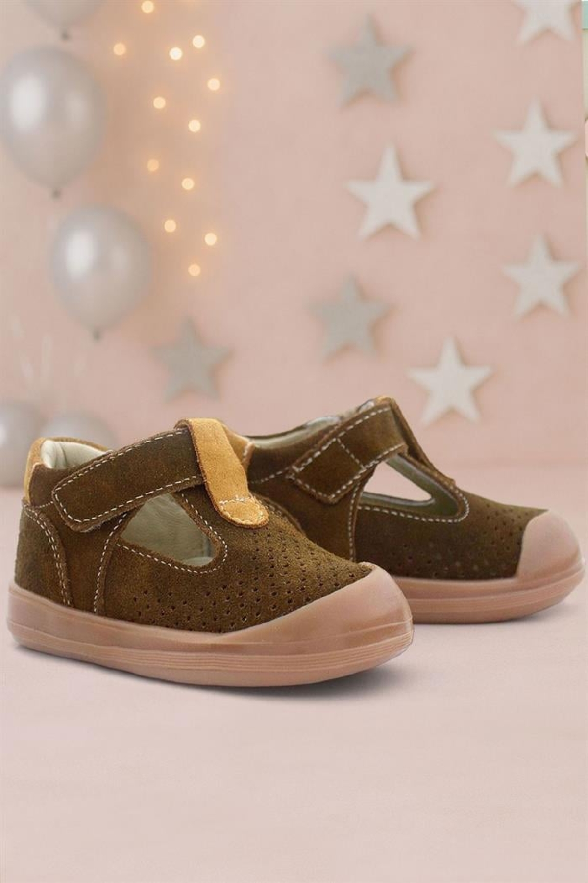 Shaun Hakiki Deri Kahverengi Taba Cırtlı Anatomik Bebek Sandalet - Görsel 2