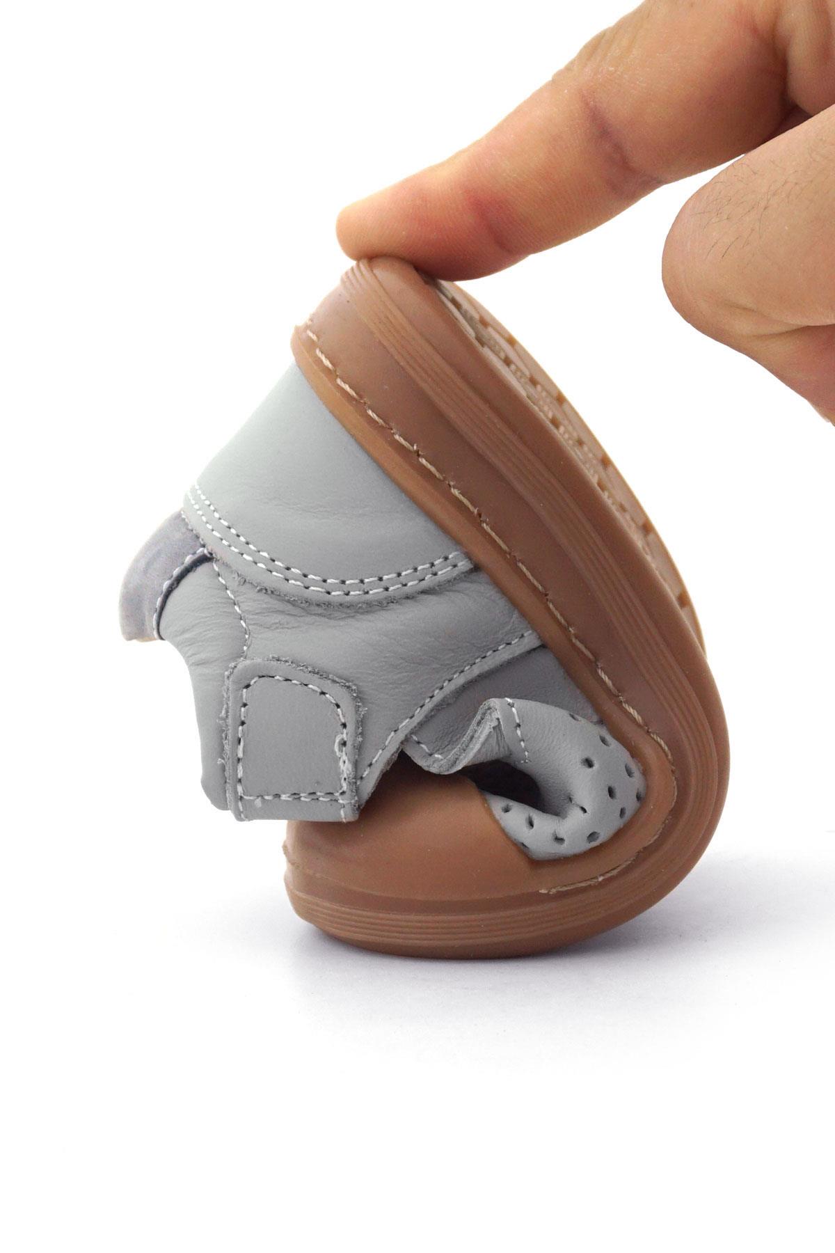 Shaun Hakiki Deri Açık Gri Cırtlı Anatomik Bebek Sandalet - Görsel 3