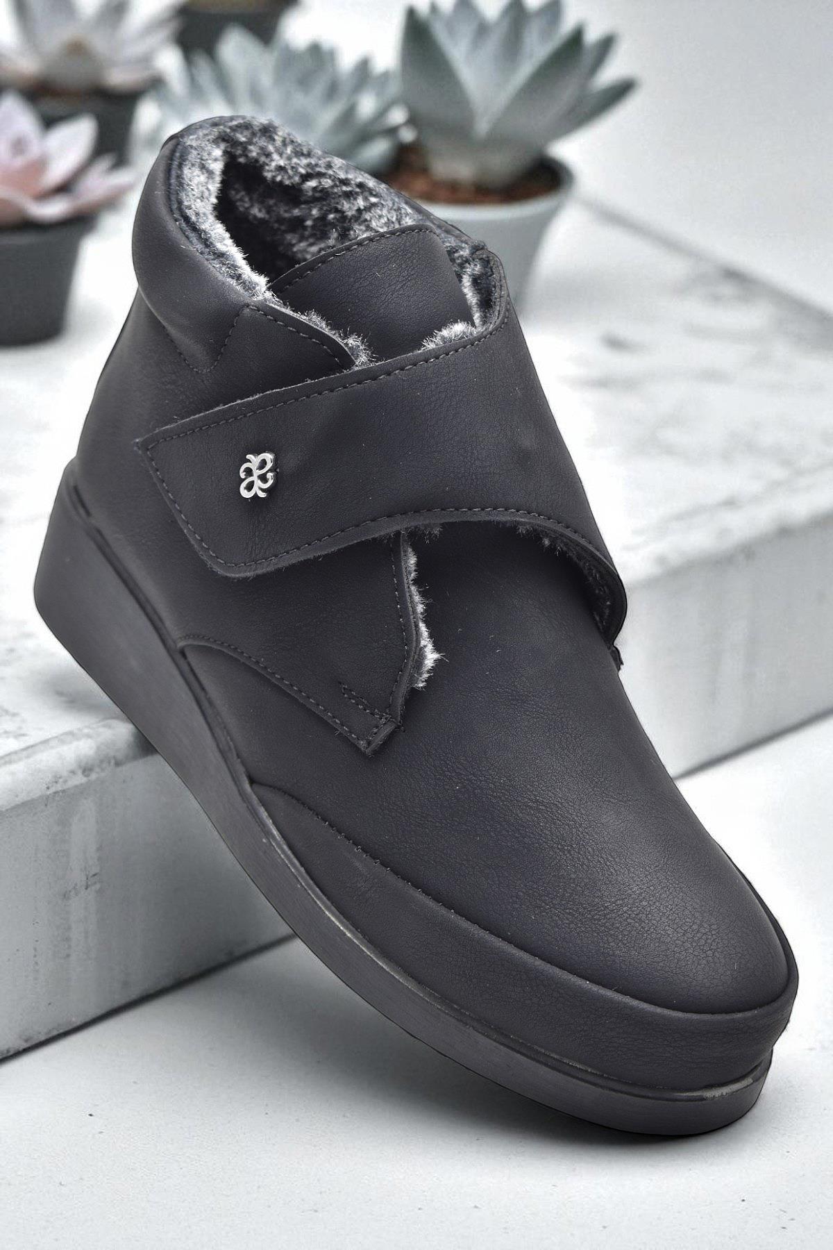 200ZMRT Ortopedik Taban İçi Kürklü Siyah Anne Botu Kadın Cırtlı Bot Ayakkabı - Görsel 3