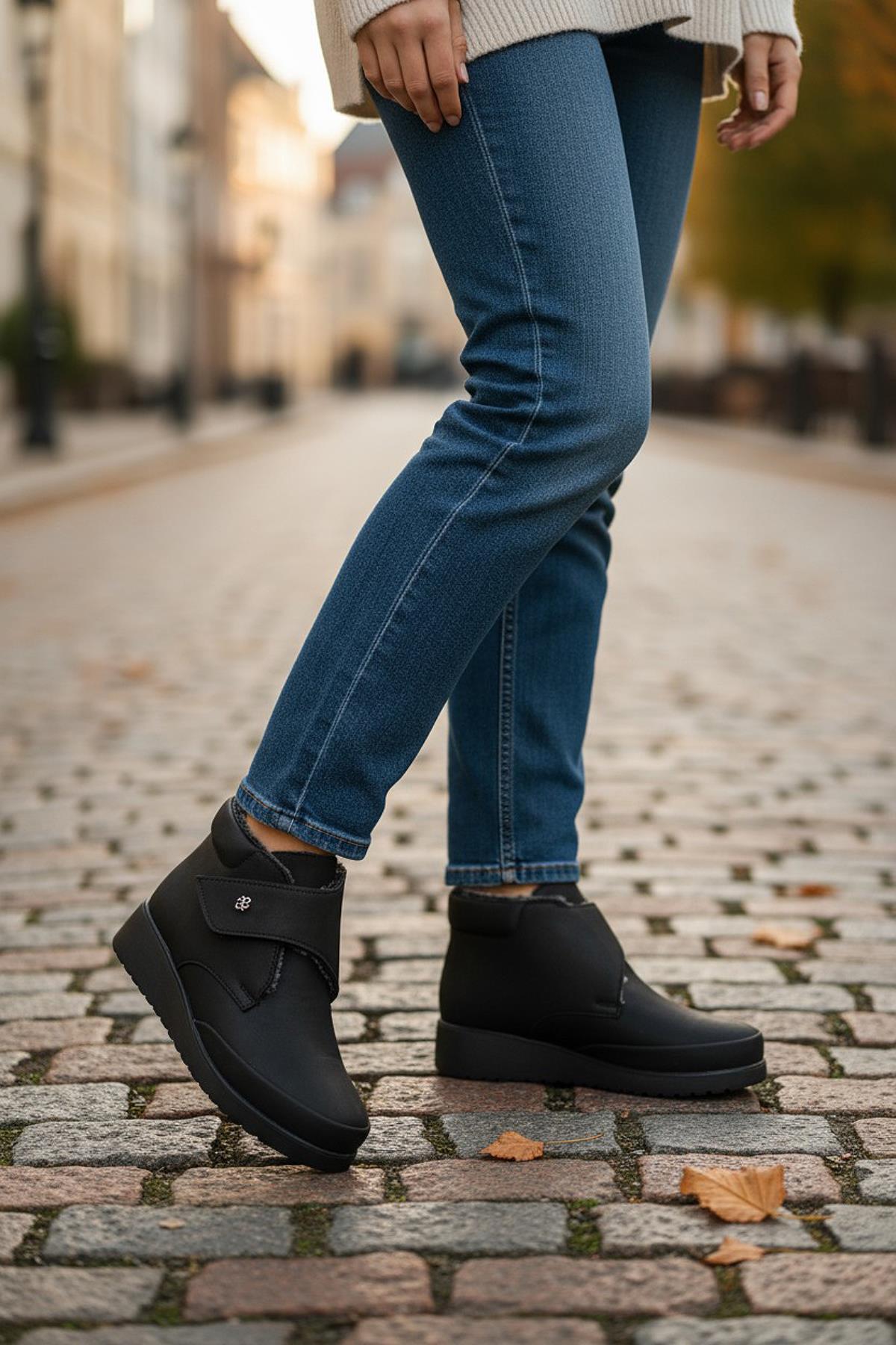 200ZMRT Ortopedik Taban İçi Kürklü Siyah Anne Botu Kadın Cırtlı Bot Ayakkabı - Görsel 8