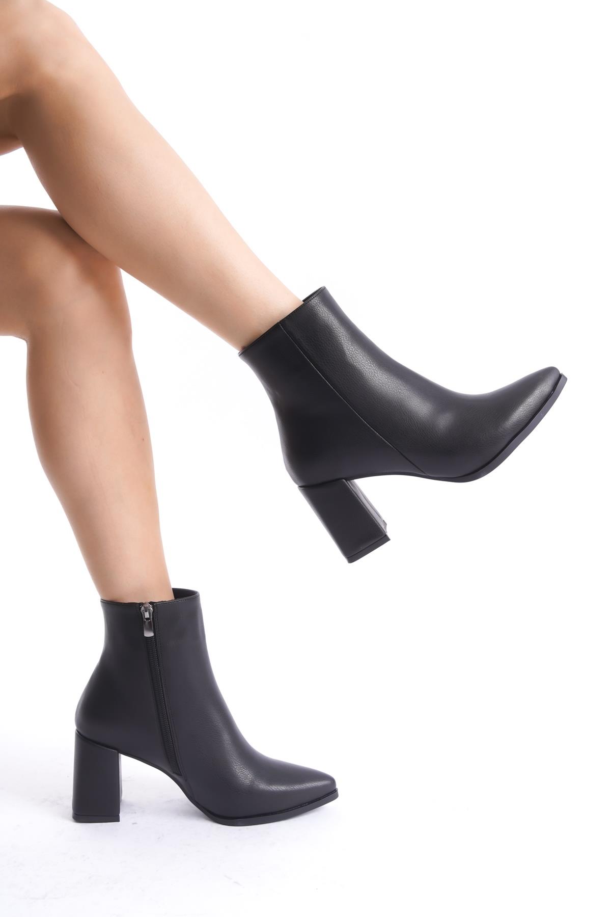 Kairobi Siyah Mat Kalın Topuklu Bot - Görsel 2