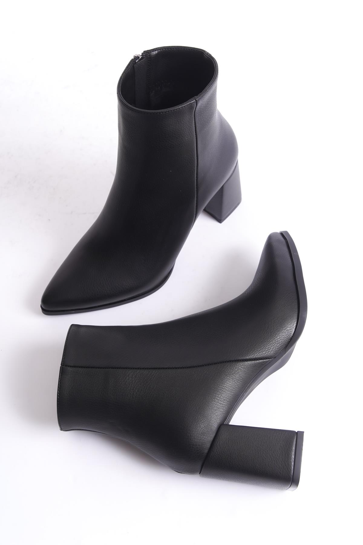 Kairobi Siyah Mat Kalın Topuklu Bot - Görsel 3