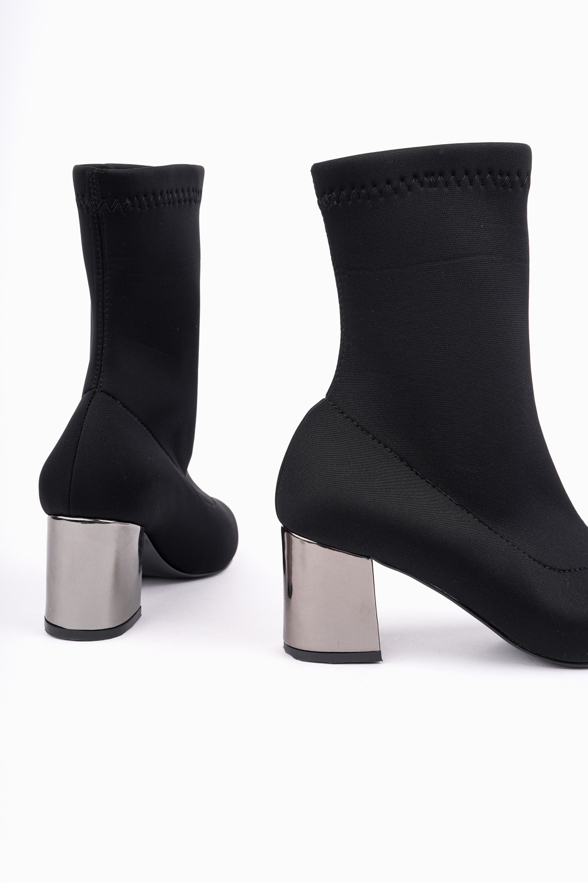 GRANDE Sivri Burun Kalın Topuklu Kadın Streç Bot - Görsel 5