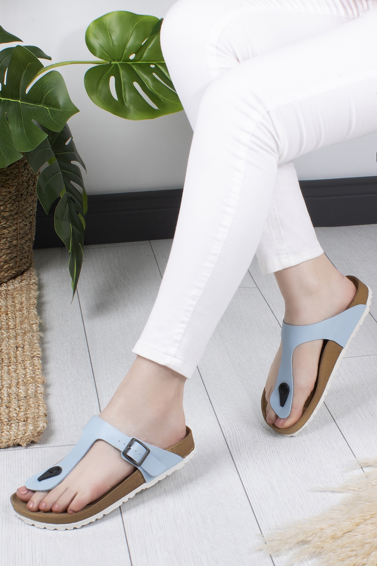 Angel Anatomik Ortopedik Parmak Arası Günlük Kadın Terlik - Görsel 2