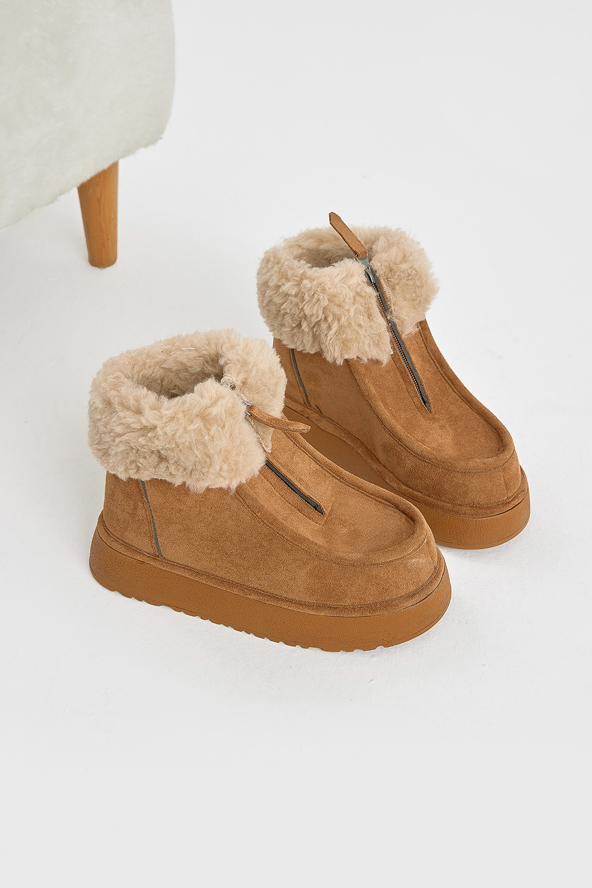 Kadın Taba Kalın Taban Kürklü Önü Fermuarlı Süet Bot - Görsel 5