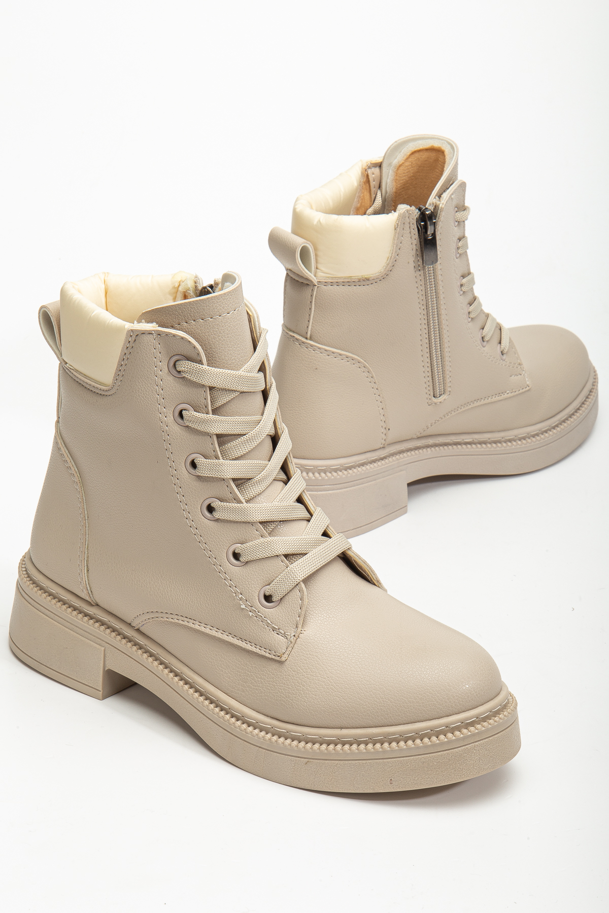 Kadın Bej Cilt Kalın Termo Taban Bağcıklı ve Fermuarlı Bot - Görsel 4