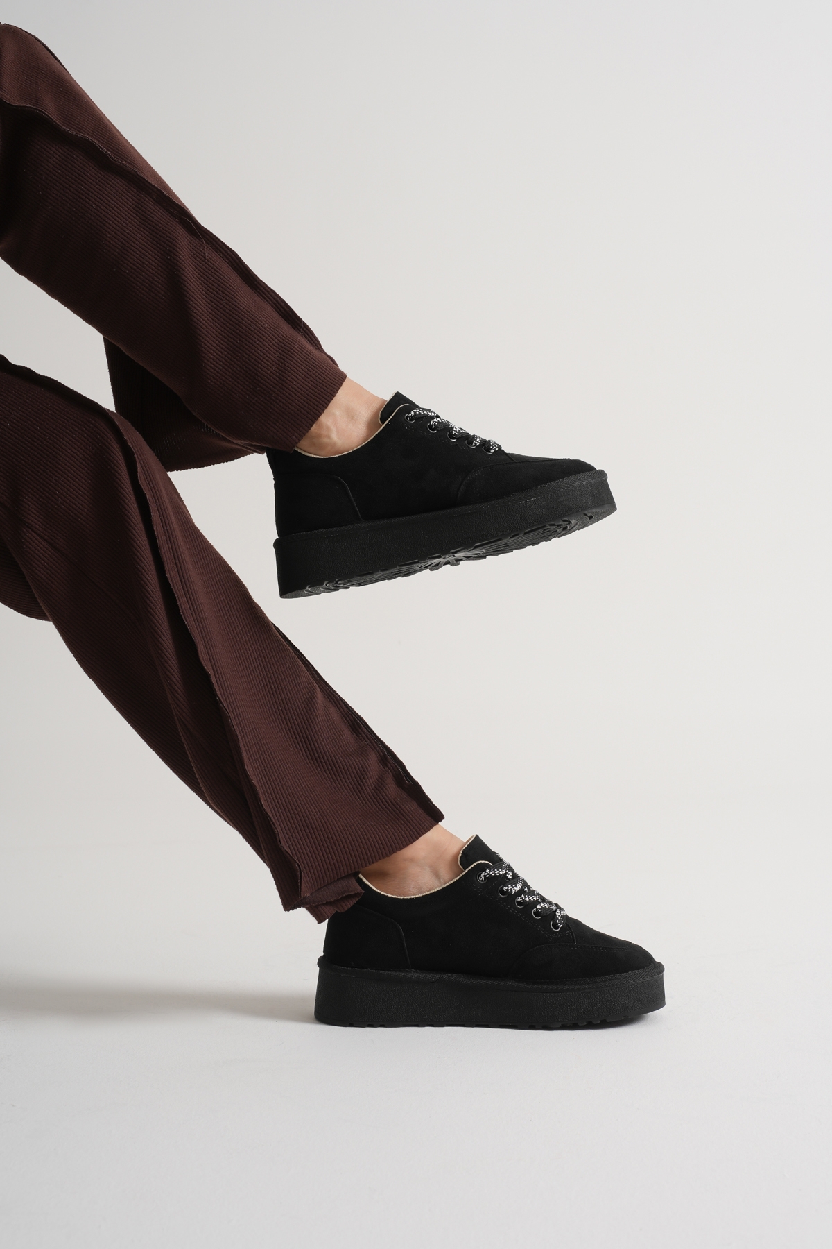 Kadın Siyah Kalın Poli Taban Bağcıklı Günlük Ayakkabı - Görsel 2