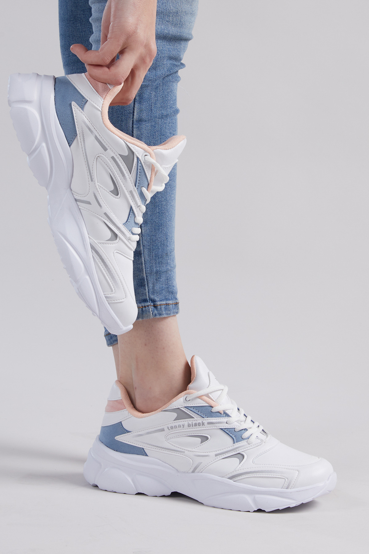 Unisex Beyaz Pudra Kalın Faylon Taban Desenli Bağcıklı Spor Ayakkabı - Görsel 2