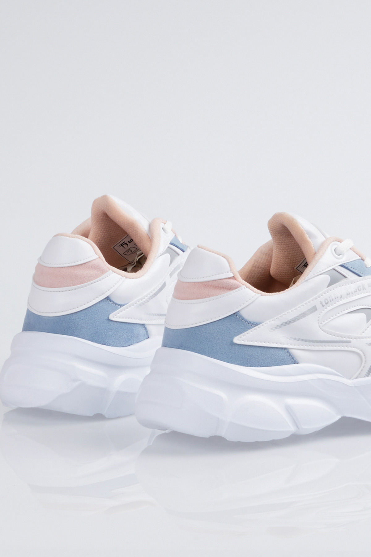 Unisex Beyaz Pudra Kalın Faylon Taban Desenli Bağcıklı Spor Ayakkabı - Görsel 6