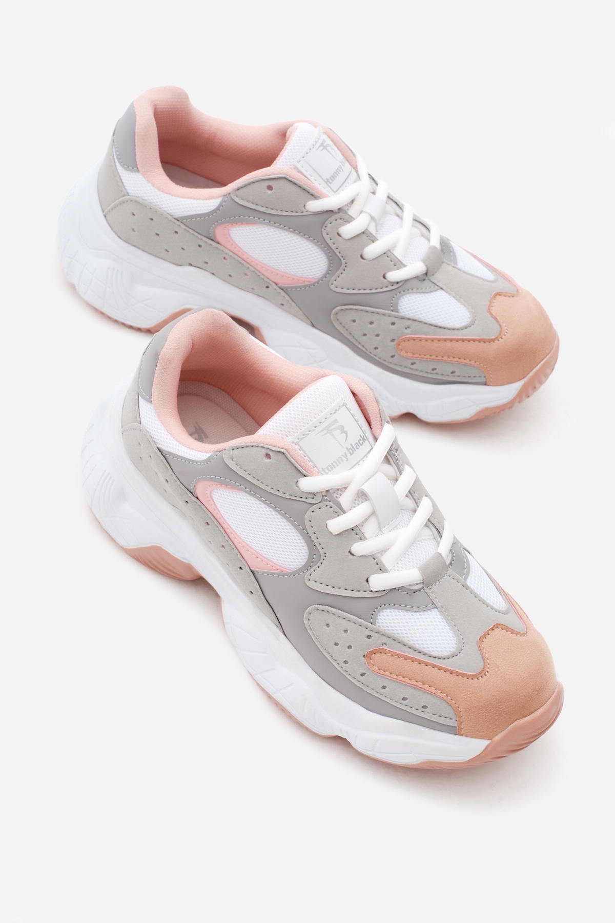 Kadın Gri Pudra Rahat Kalıp Yüksek Taban Bağcıklı Spor Ayakkabı - Görsel 3