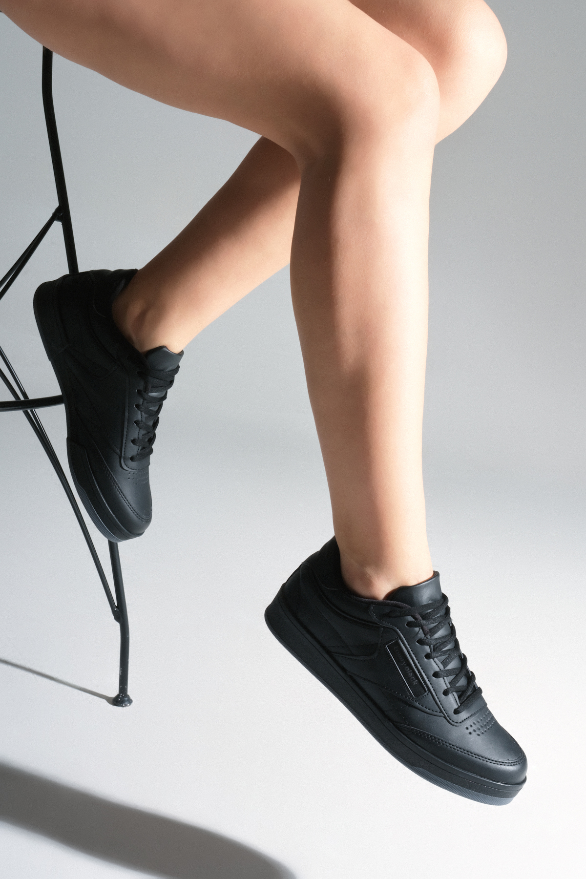 Unisex Siyah Siyah Rahat Kalıp Poli Taban Bağcıklı Spor Ayakkabı - Görsel 3