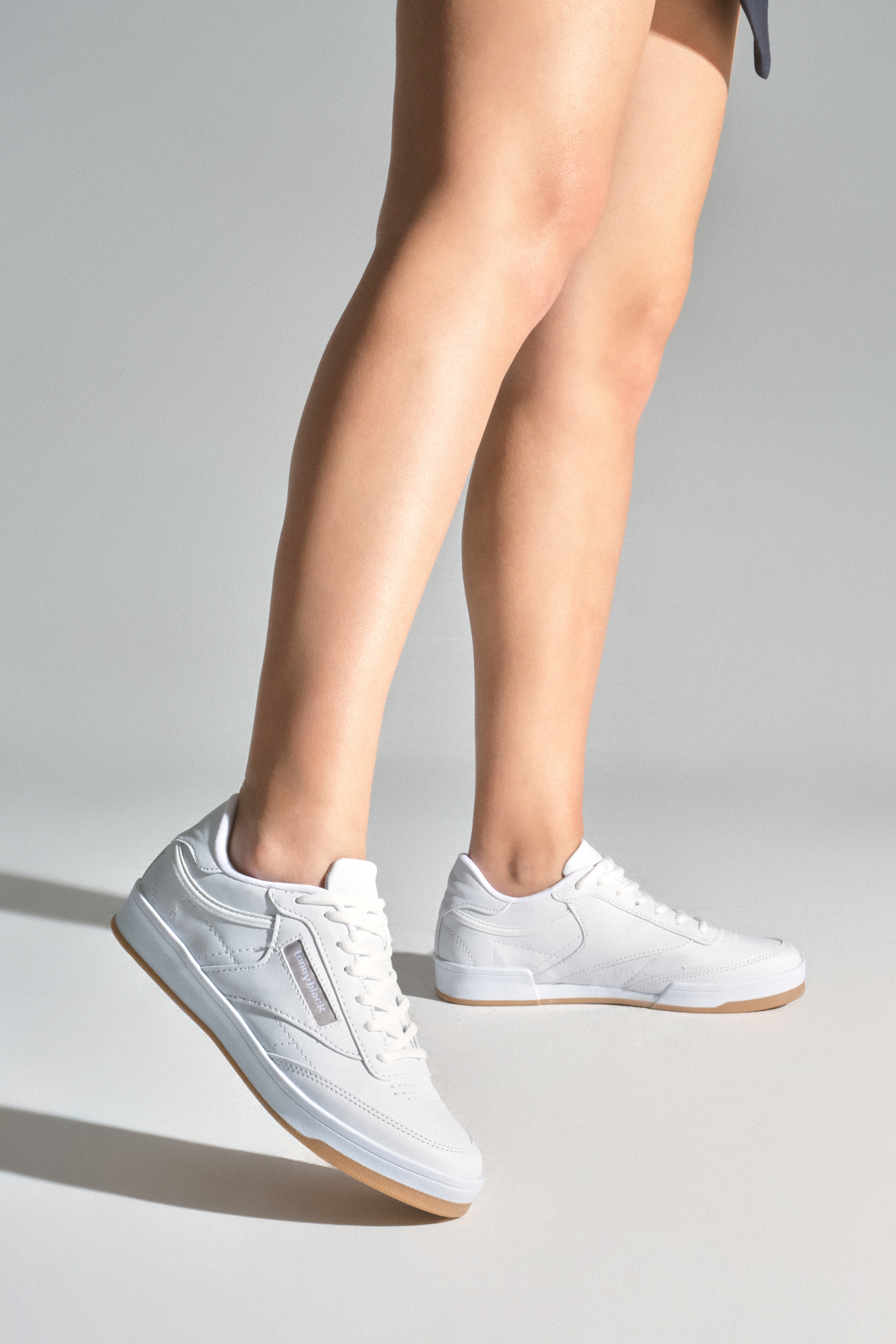 Unisex Beyaz Beyaz Rahat Kalıp Poli Taban Bağcıklı Spor Ayakkabı - Görsel 4