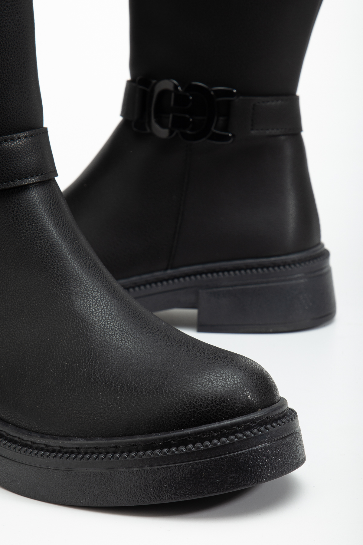 Kadın Siyah Cilt Kalın Termo Taban Tokalı Fermuarlı Çizme - Görsel 5
