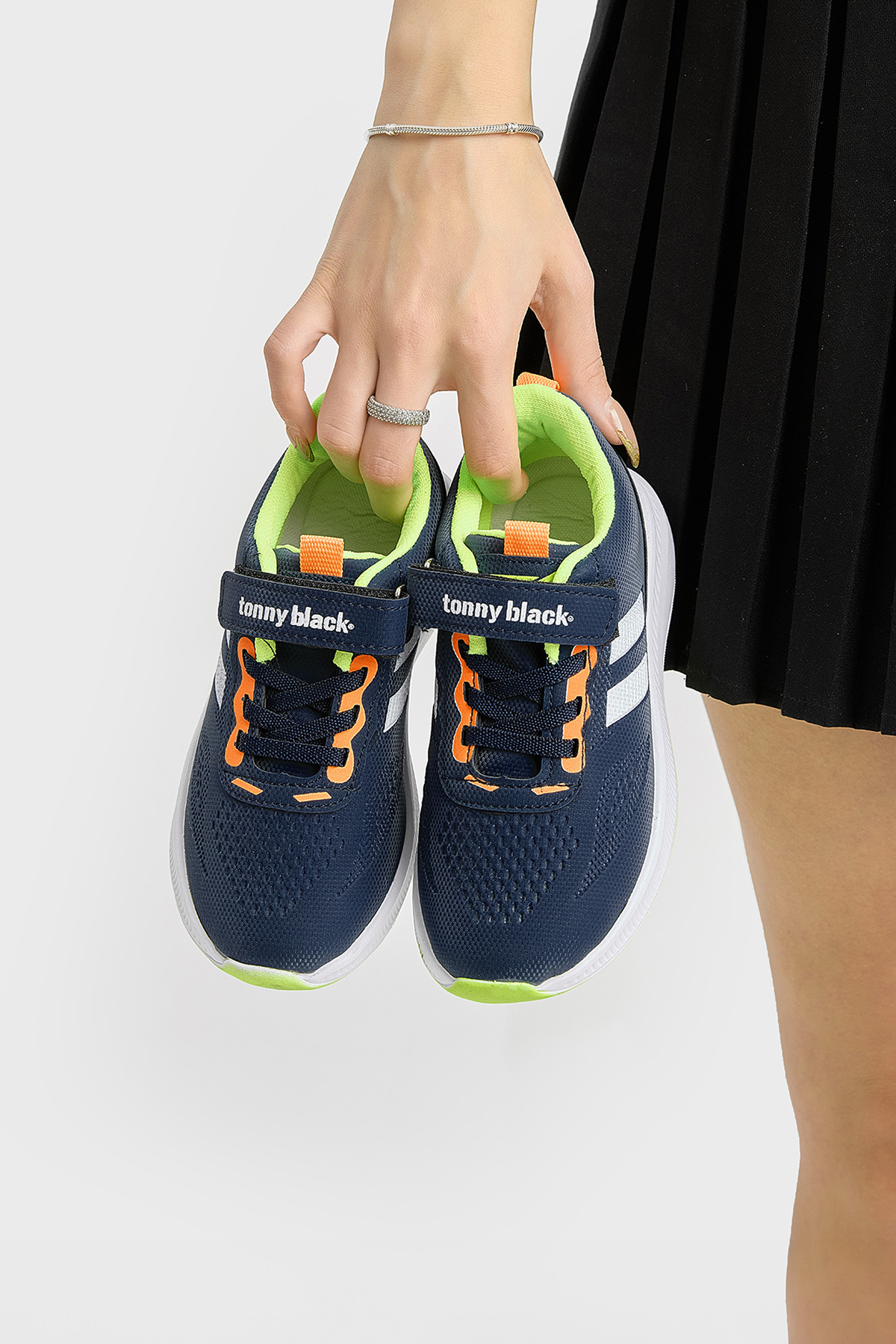 Çocuk Unisex Lacivert Eva Taban Yanı Şeritli File Detaylı Cırtlı Spor Ayakkabı - Görsel 4