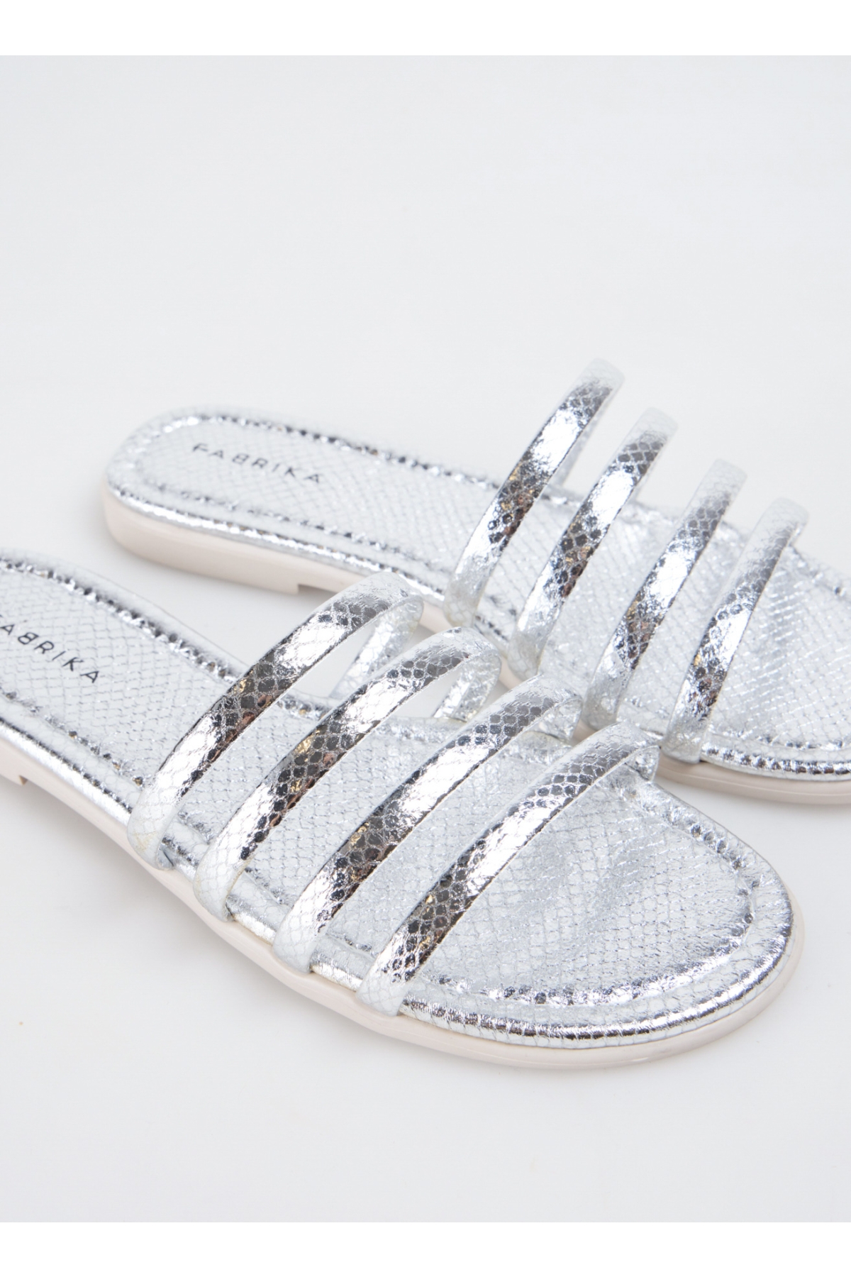 Gümüş Kadın Terlik NIOBE - Görsel 4