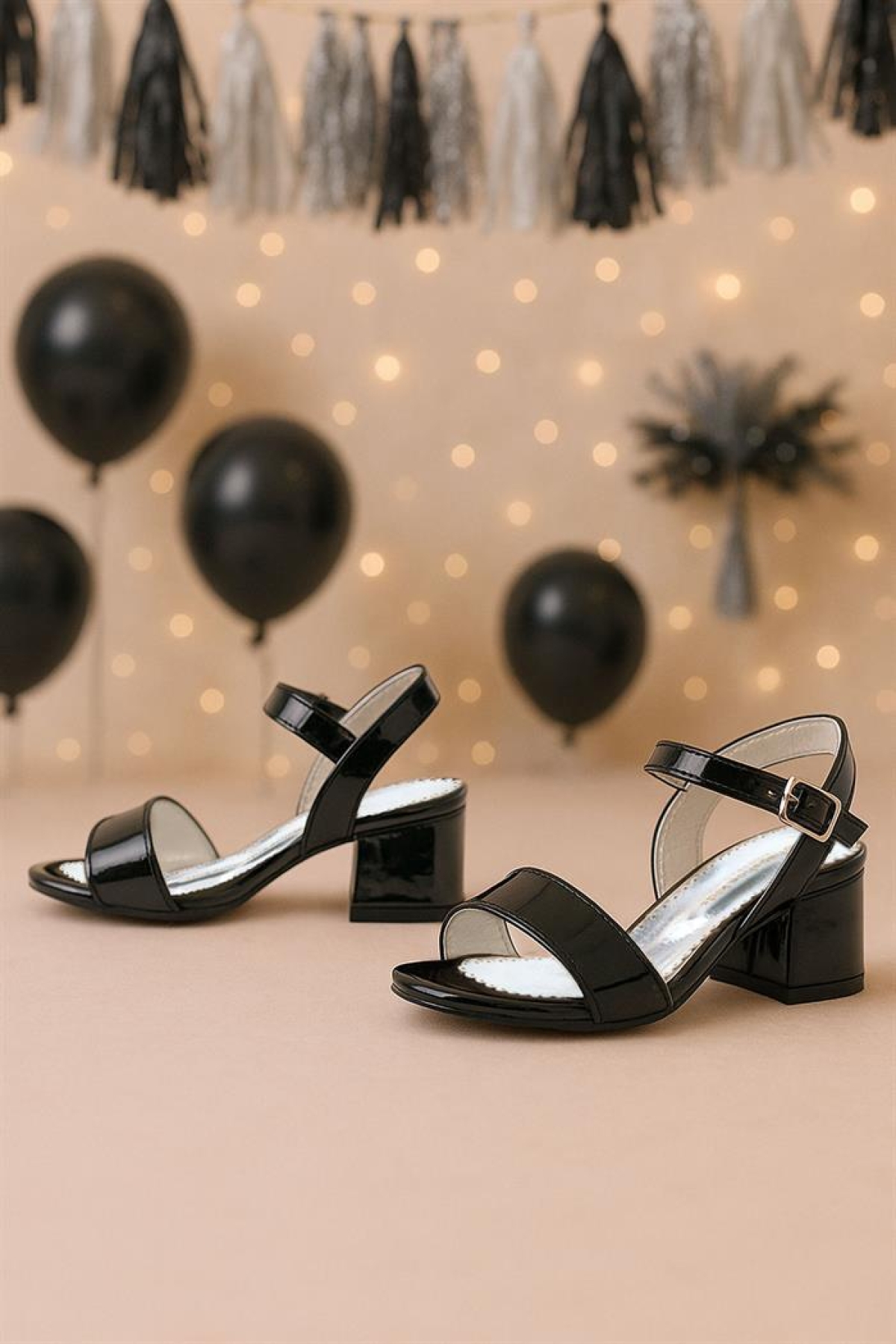 Pony Siyah Rugan Kalın Topuklu Kız Çocuk Abiye Ayakkabı - Görsel 3